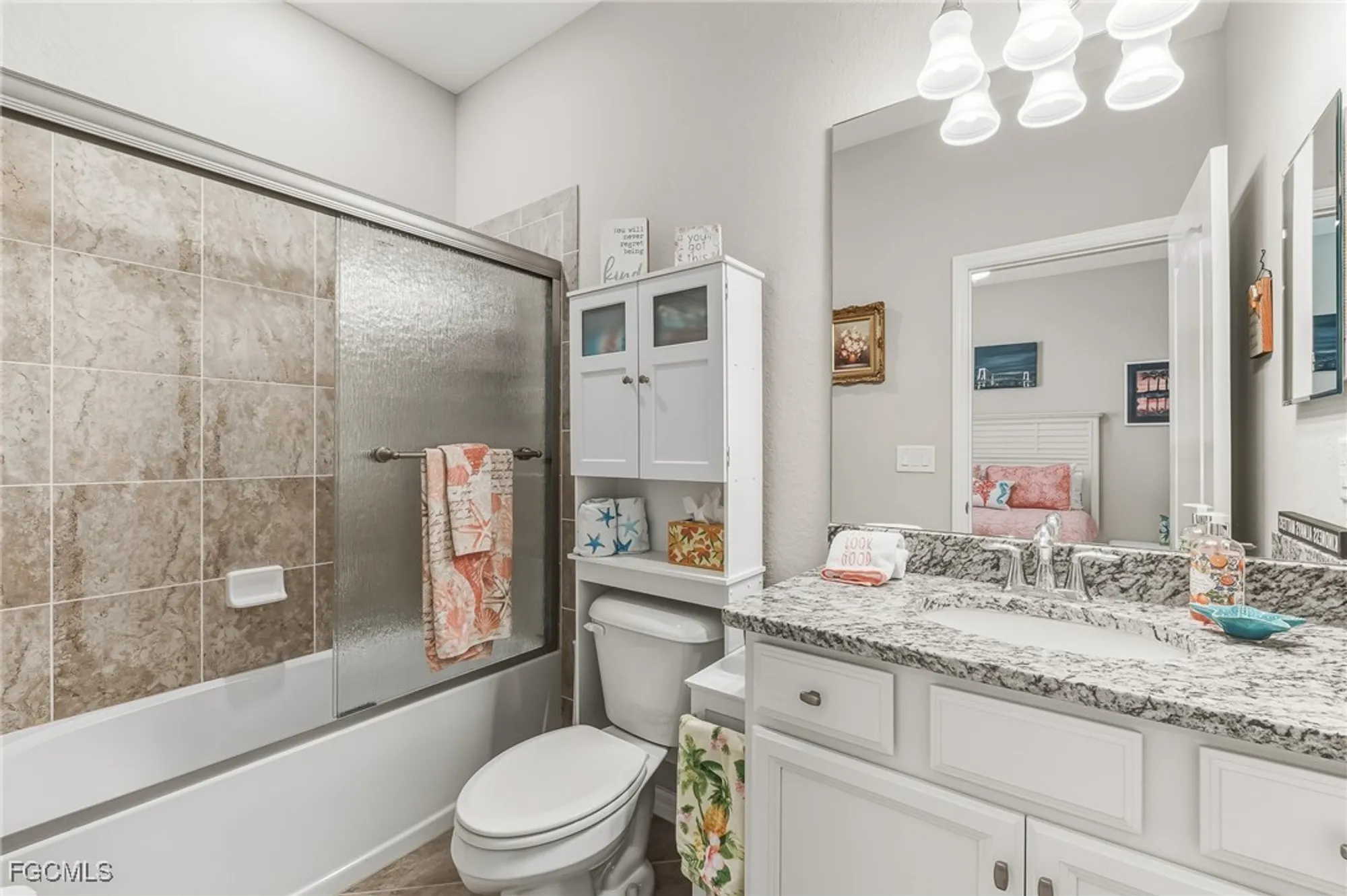 Property Slideshow image 20 of 36 | 10319 fontanella dr, Fort Myers, FL, 33913