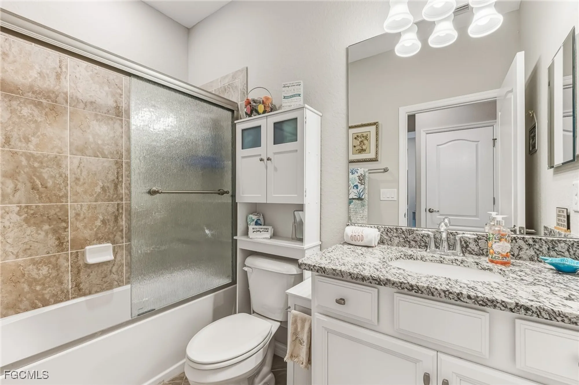 Property Slideshow image 22 of 36 | 10319 fontanella dr, Fort Myers, FL, 33913