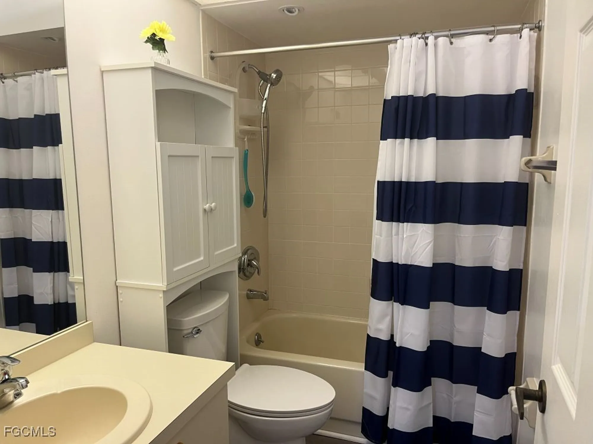 Property Slideshow image 24 of 34 | 11500 caravel cir 4028, Fort Myers, FL, 33908