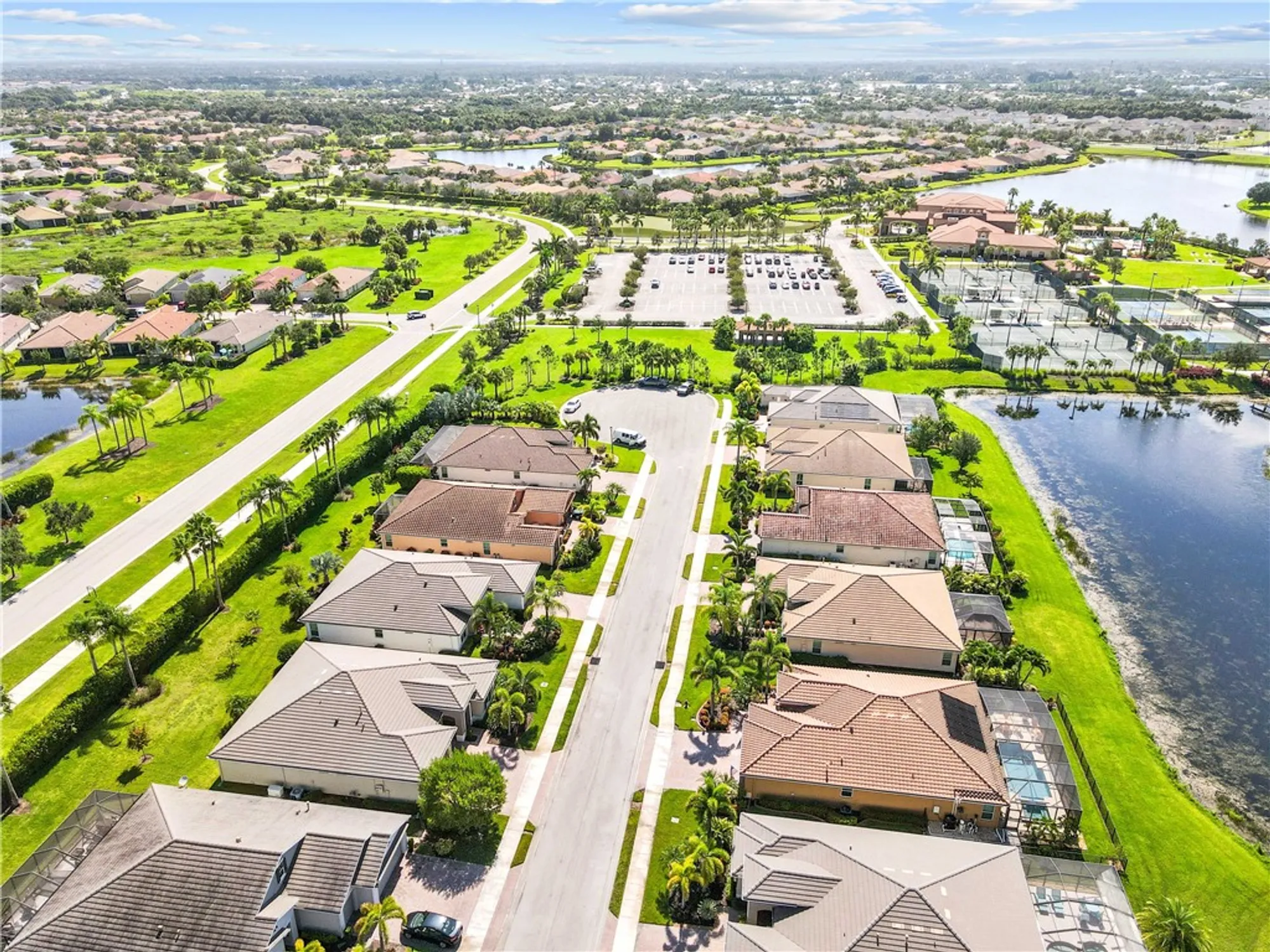 Property Slideshow image 17 of 34 | 10127 sw cypress wood ct, Port St Lucie, FL, 34987