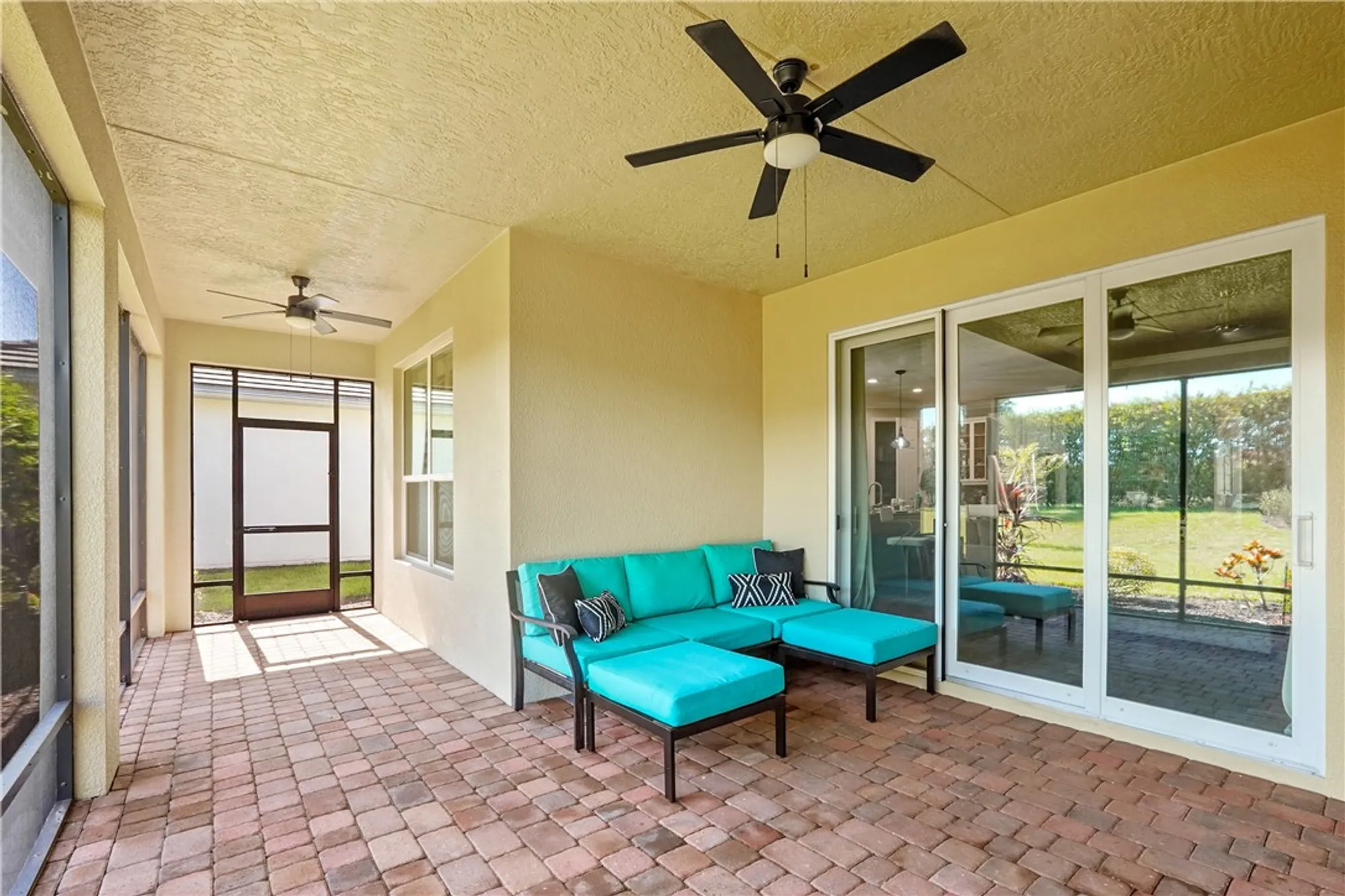Property Slideshow image 7 of 34 | 10127 sw cypress wood ct, Port St Lucie, FL, 34987