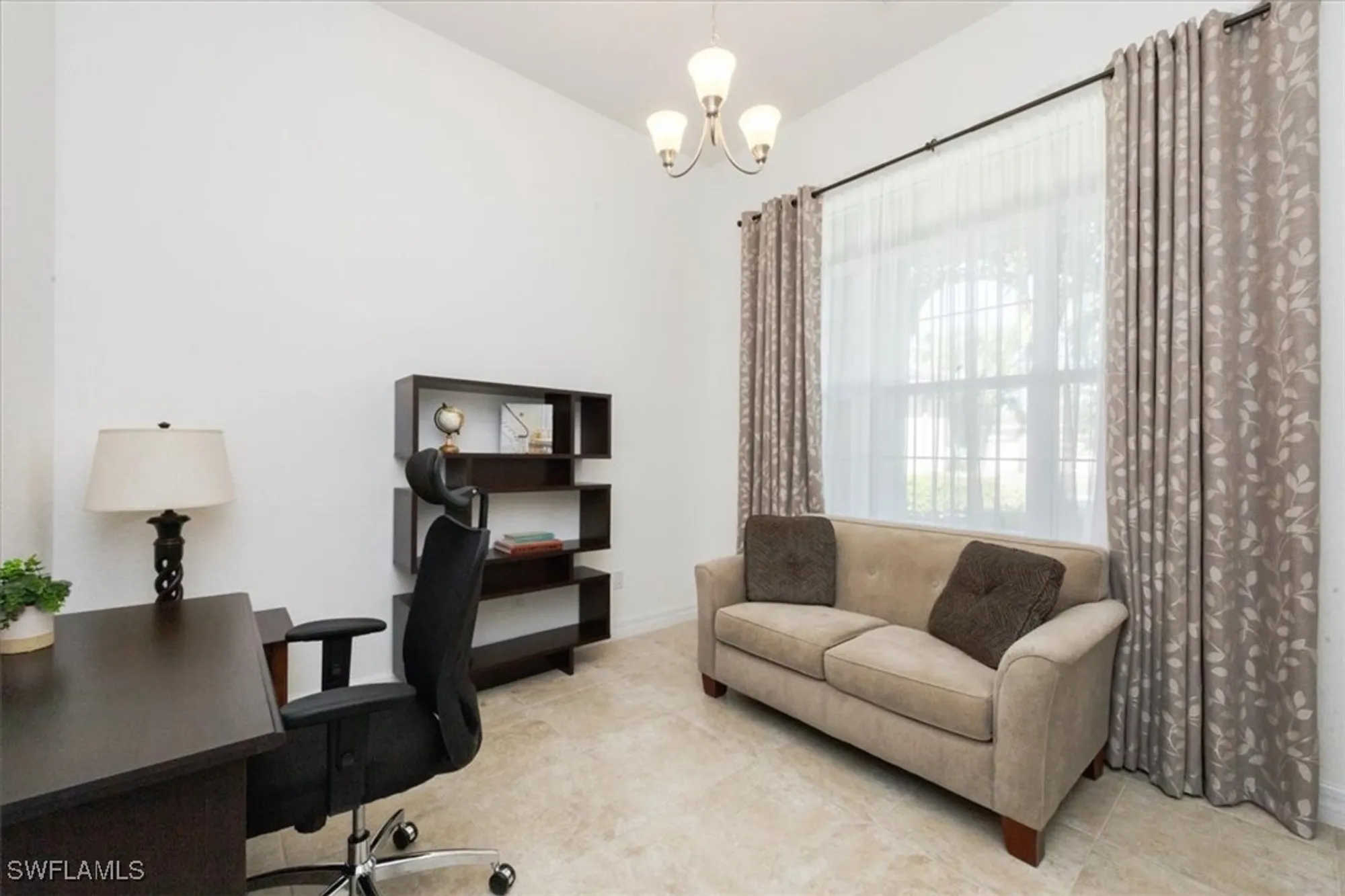 Property Slideshow image 14 of 38 | 2981 willow ridge ct, Fort Myers, FL, 33905