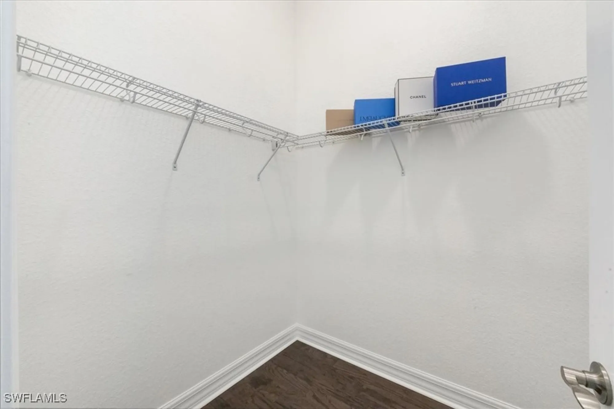 Property Slideshow image 18 of 38 | 2981 willow ridge ct, Fort Myers, FL, 33905