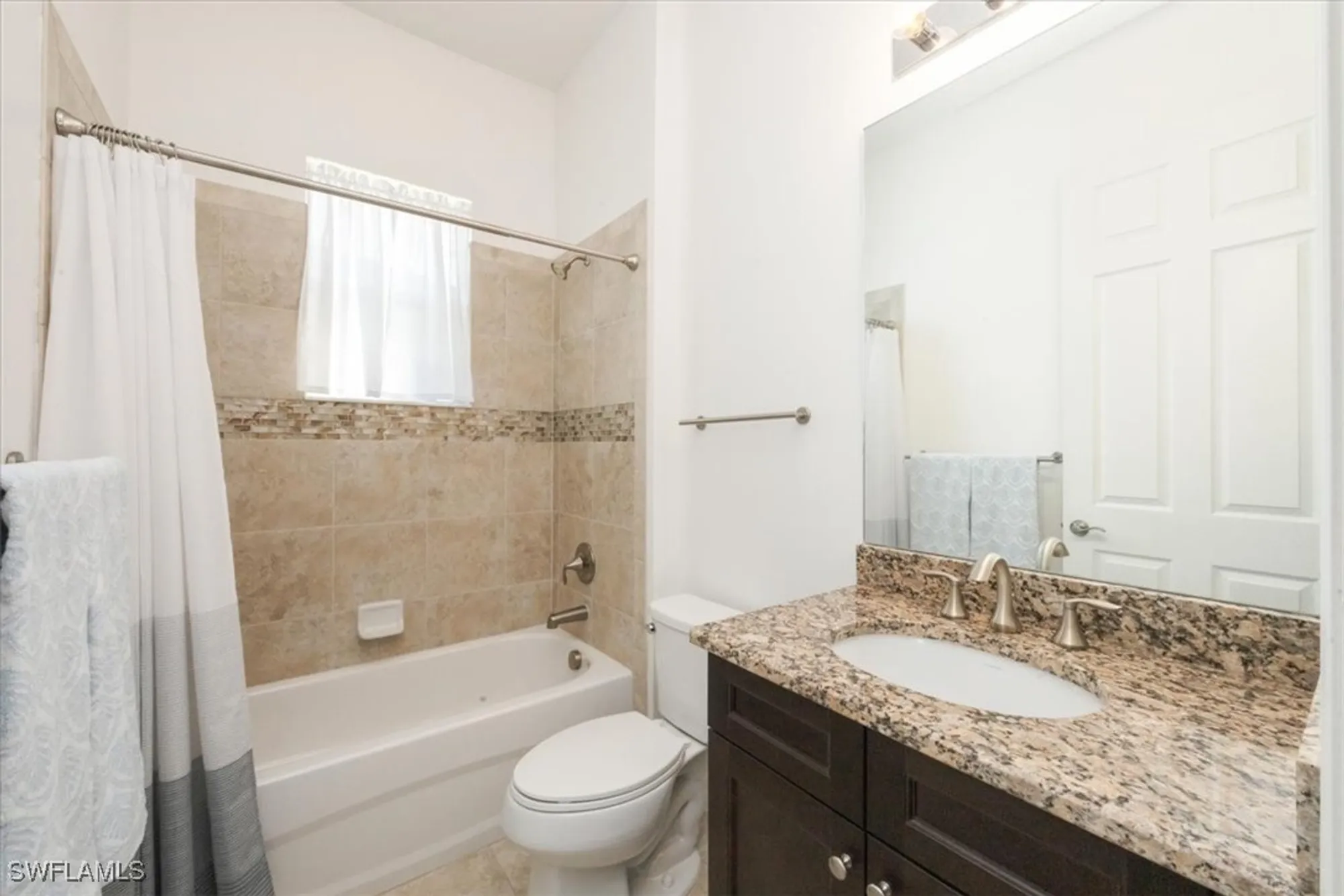 Property Slideshow image 20 of 38 | 2981 willow ridge ct, Fort Myers, FL, 33905