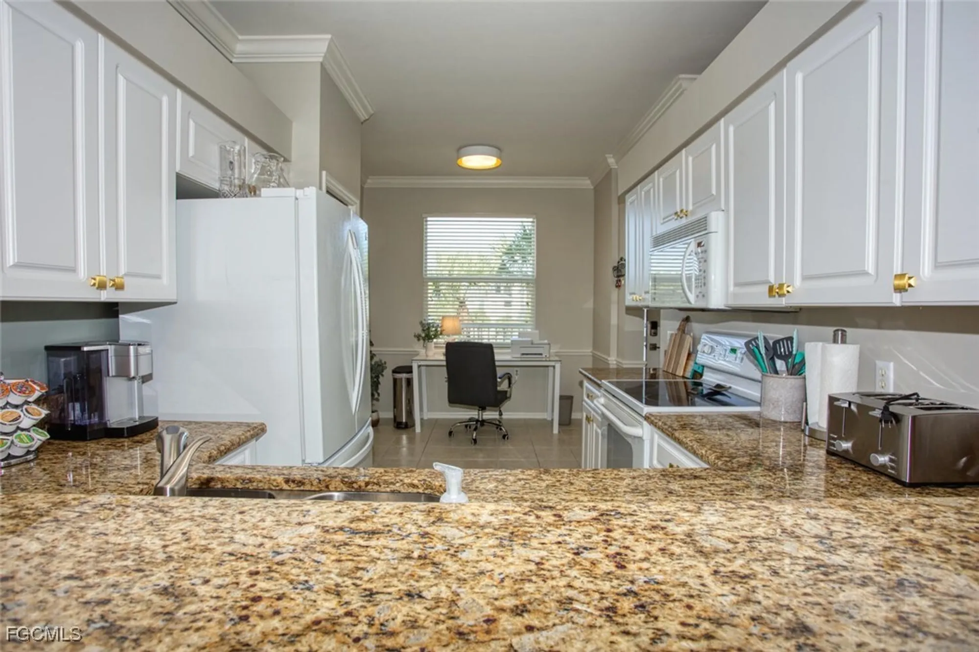 Property Slideshow image 8 of 36 | 10461 washingtonia palm way apt 3435, Fort Myers, FL, 33966