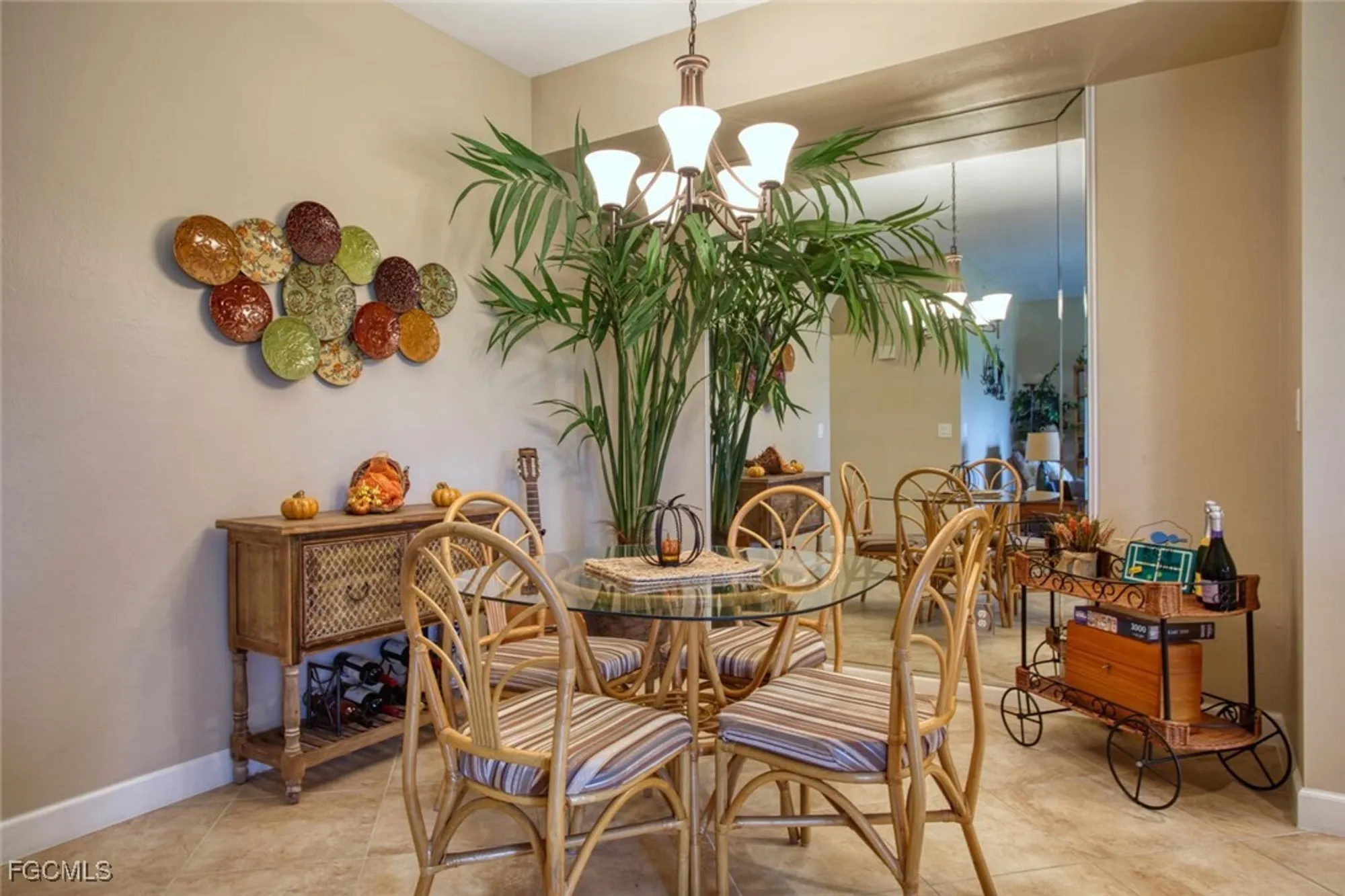 Property Slideshow image 8 of 18 | 8076 queen palm ln 416, Fort Myers, FL, 33966