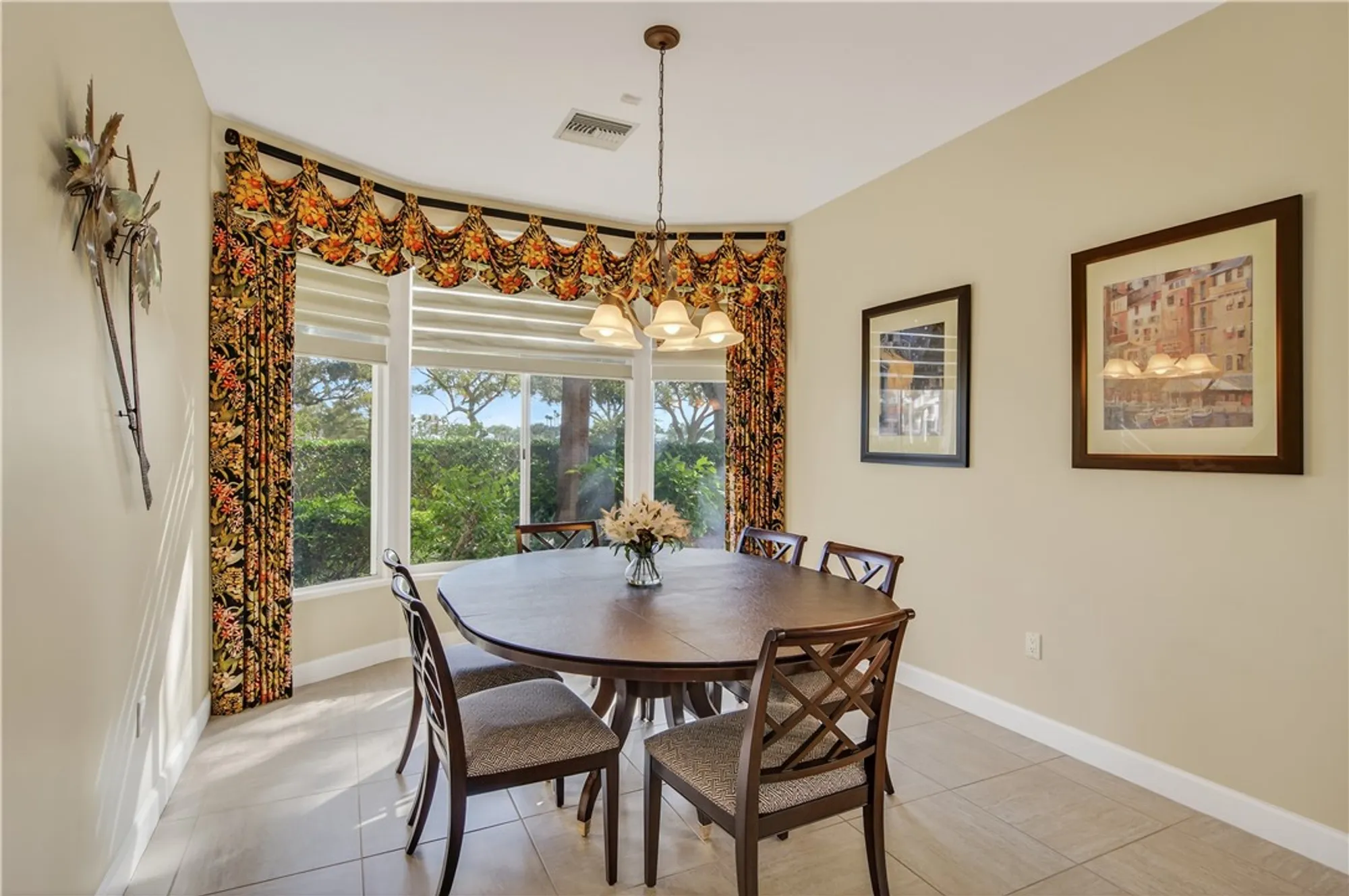 Property Slideshow image 8 of 36 | 4800 coventry dr, Vero Beach, FL, 32967