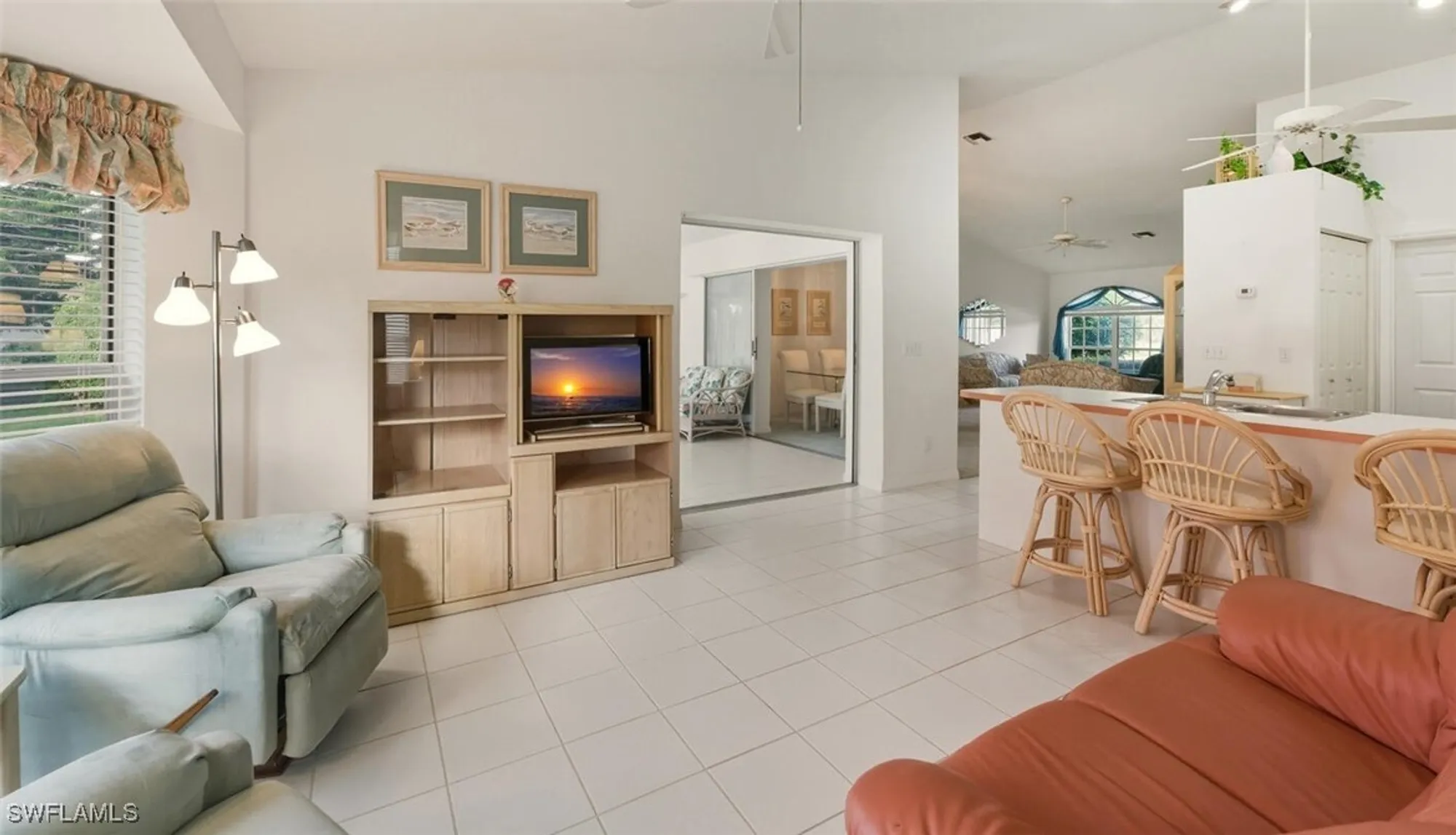 Property Slideshow image 13 of 36 | 121 estelle dr, Naples, FL, 34112