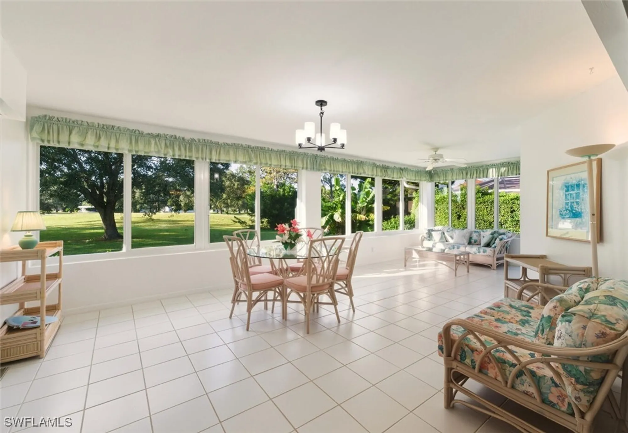 Property Slideshow image 24 of 36 | 121 estelle dr, Naples, FL, 34112