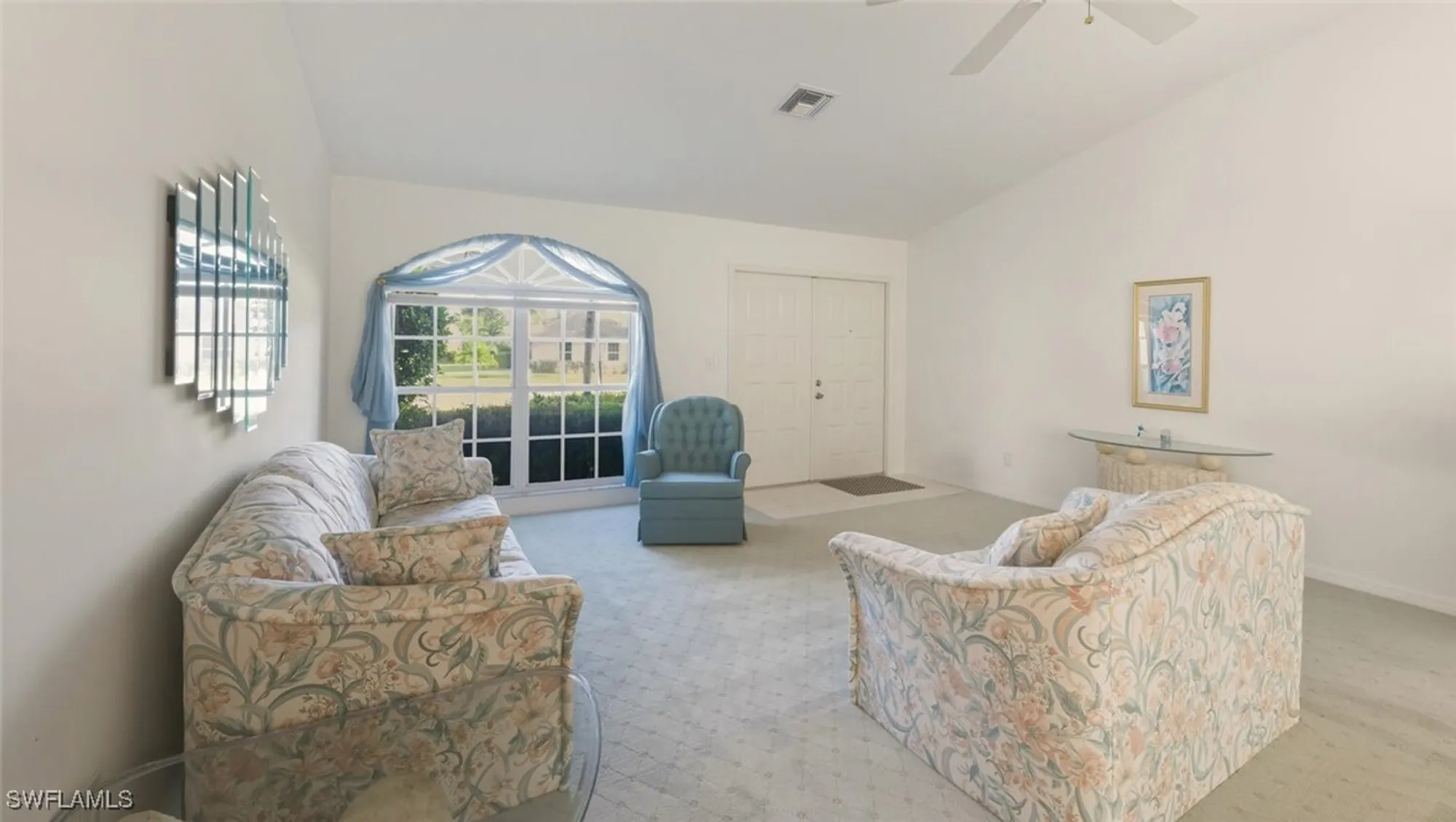 Property Slideshow image 2 of 36 | 121 estelle dr, Naples, FL, 34112