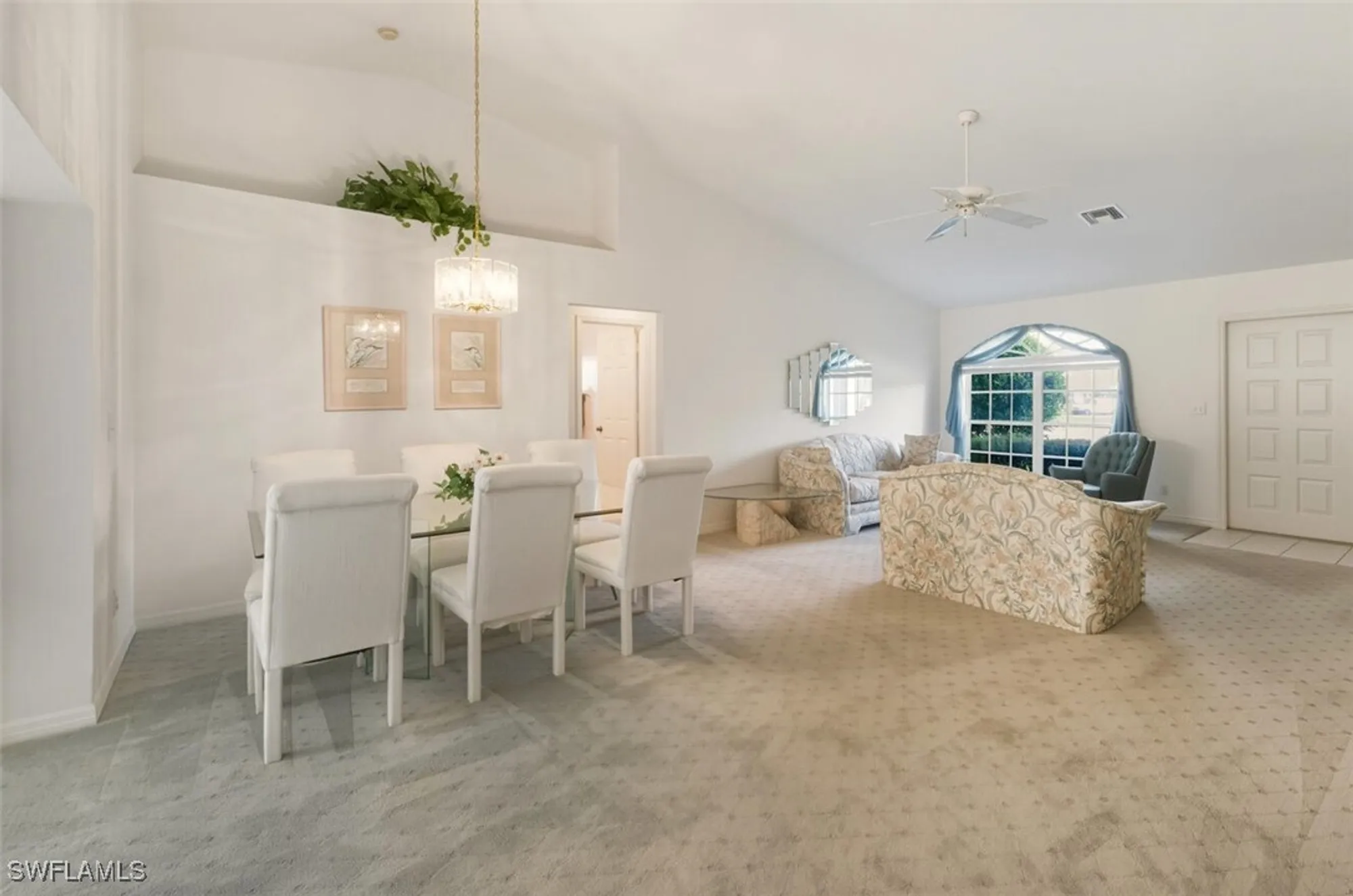 Property Slideshow image 5 of 36 | 121 estelle dr, Naples, FL, 34112