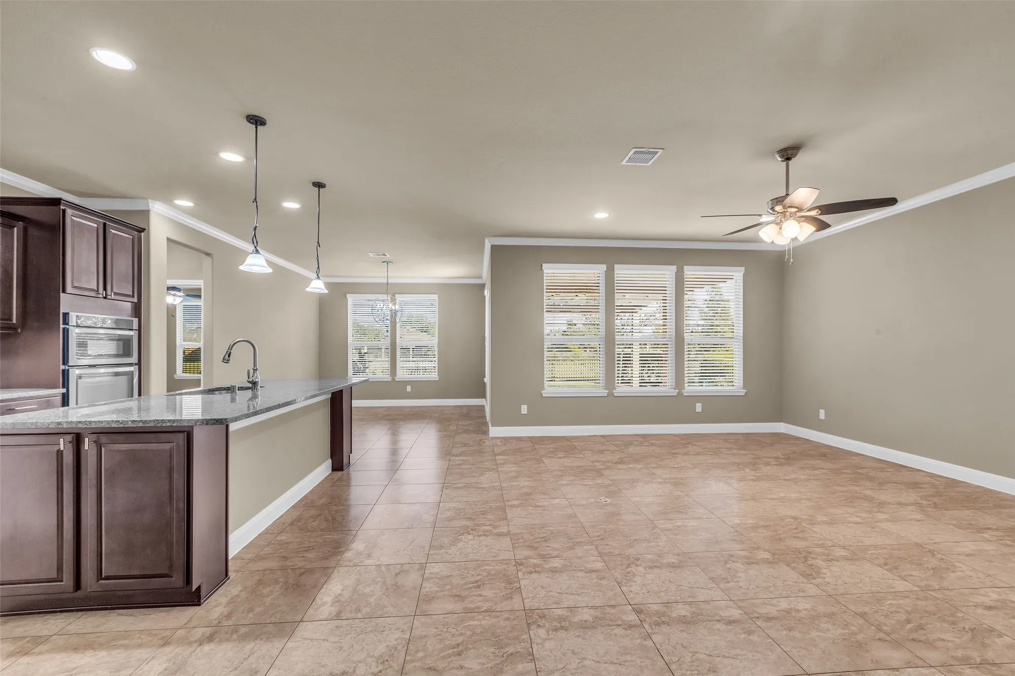 Property Slideshow image 19 of 40 | 3723 paper birch dr, Richmond, TX, 77469