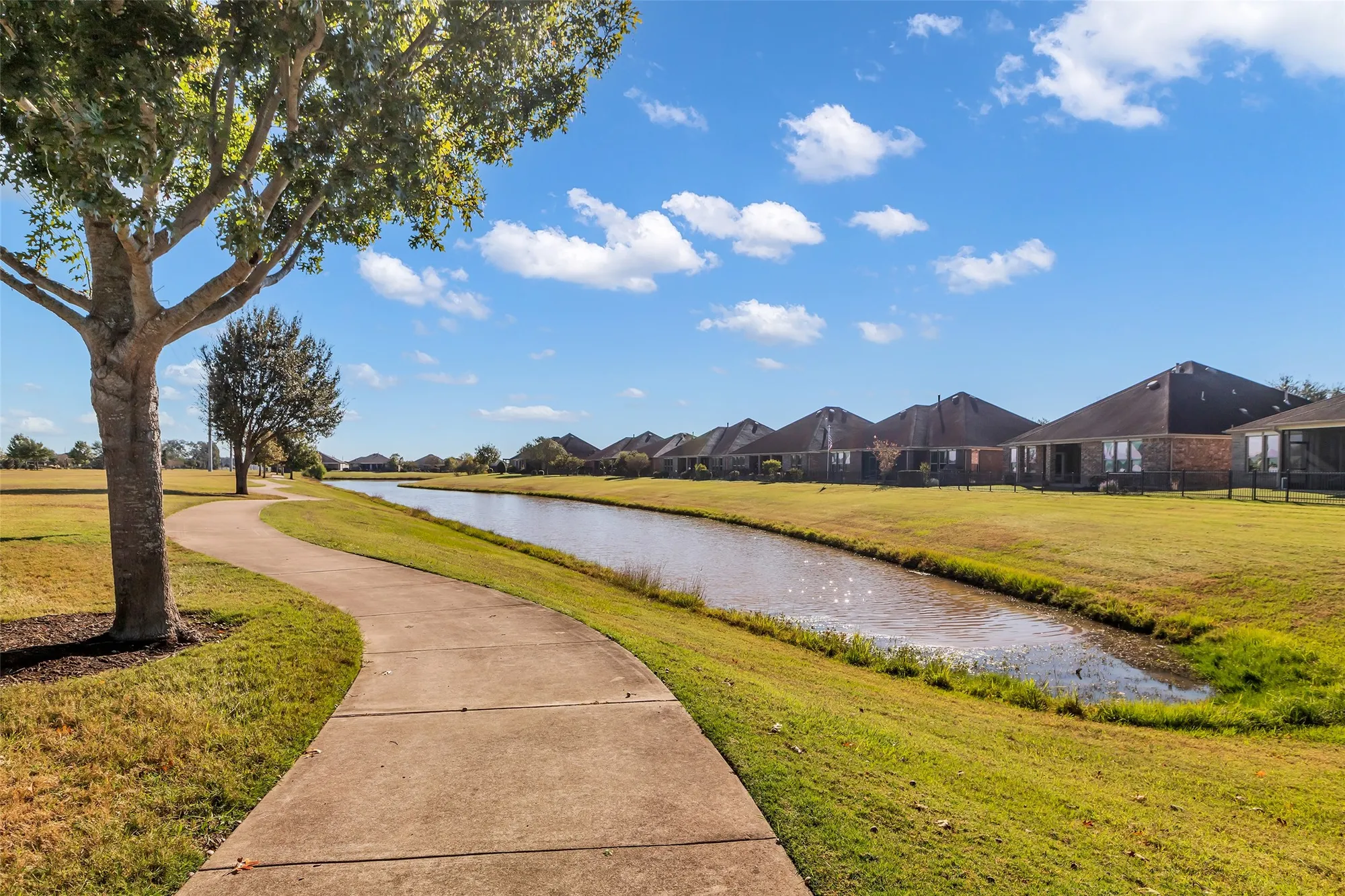 Property Slideshow image 10 of 40 | 3723 paper birch dr, Richmond, TX, 77469
