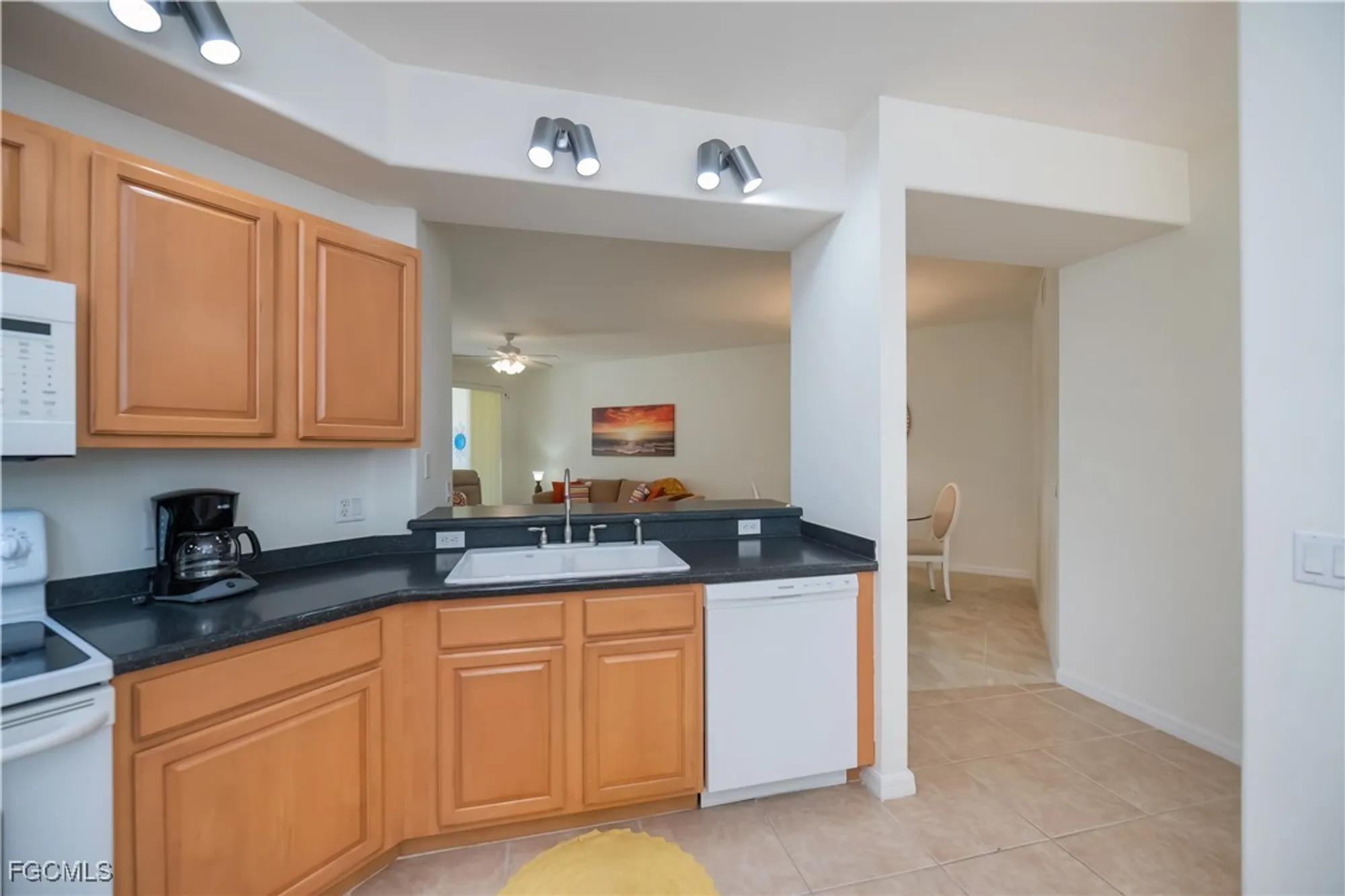 Property Slideshow image 8 of 46 | 10109 colonial country club blvd 2404, Fort Myers, FL, 33913