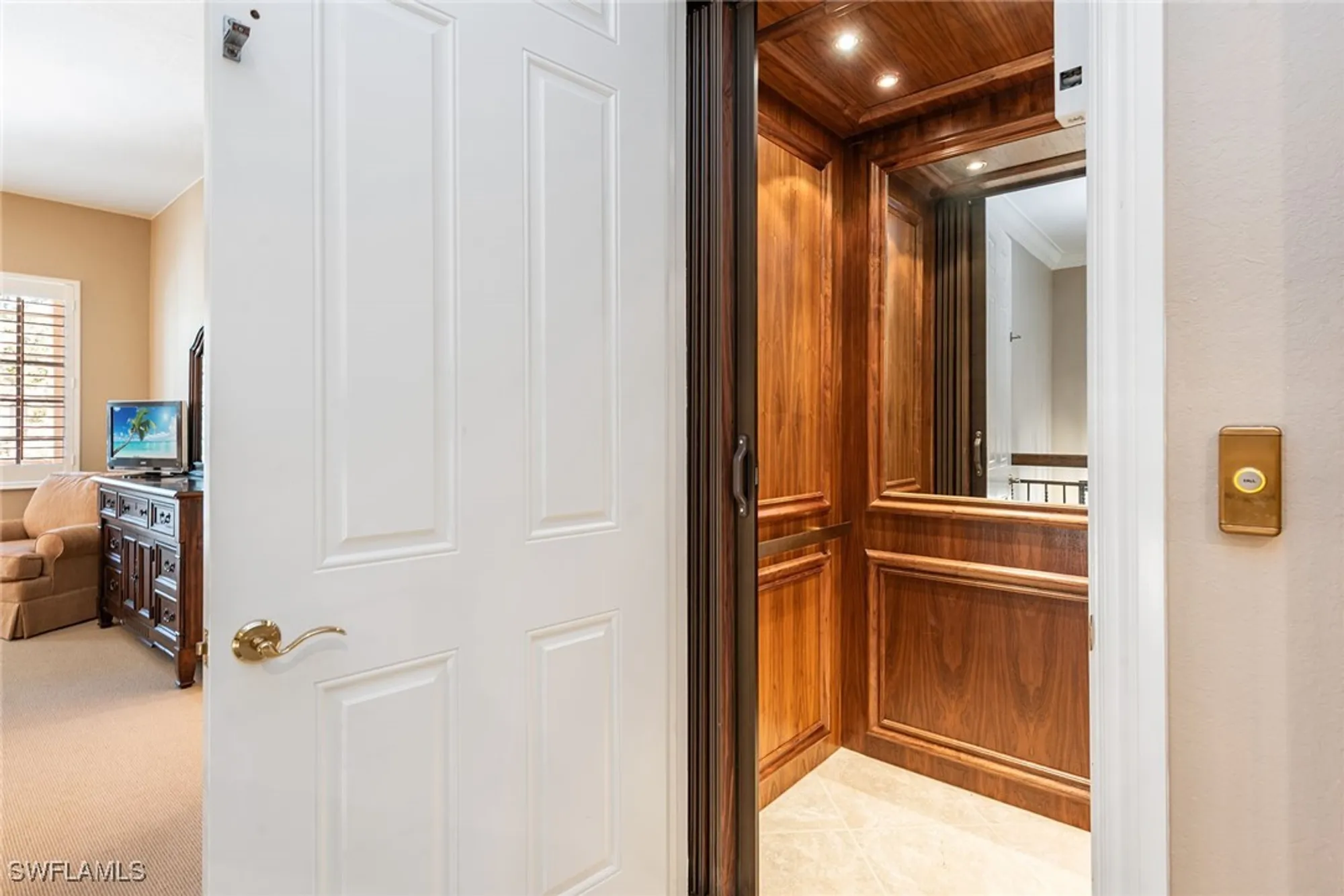 Property Slideshow image 32 of 50 | 9284 menaggio ct 202, Naples, FL, 34114