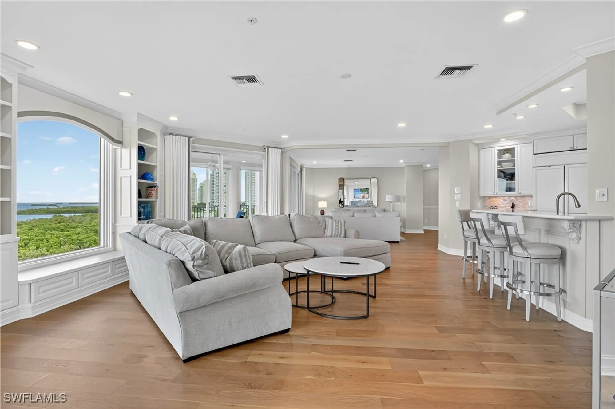 Property Slideshow image 10 of 50 | 4811 island pond ct unit 604, Bonita Springs, FL, 34134