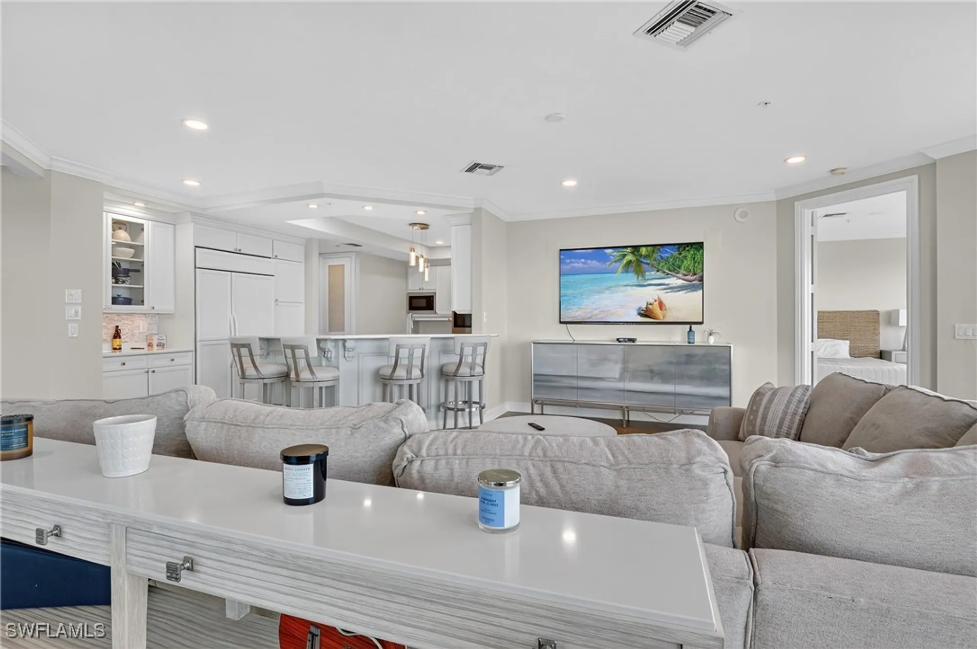 Property Slideshow image 12 of 50 | 4811 island pond ct unit 604, Bonita Springs, FL, 34134