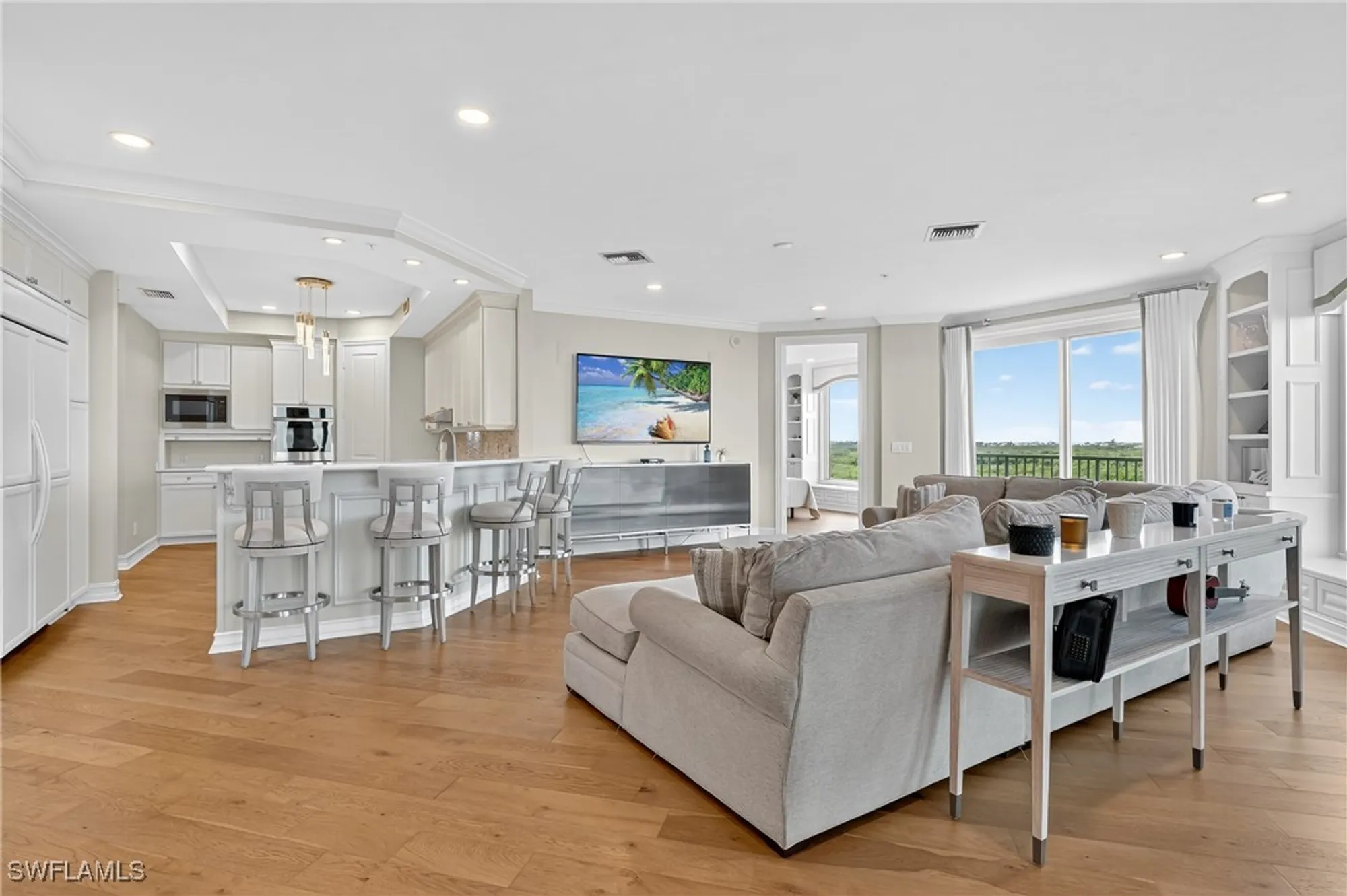 Property Slideshow image 13 of 50 | 4811 island pond ct unit 604, Bonita Springs, FL, 34134