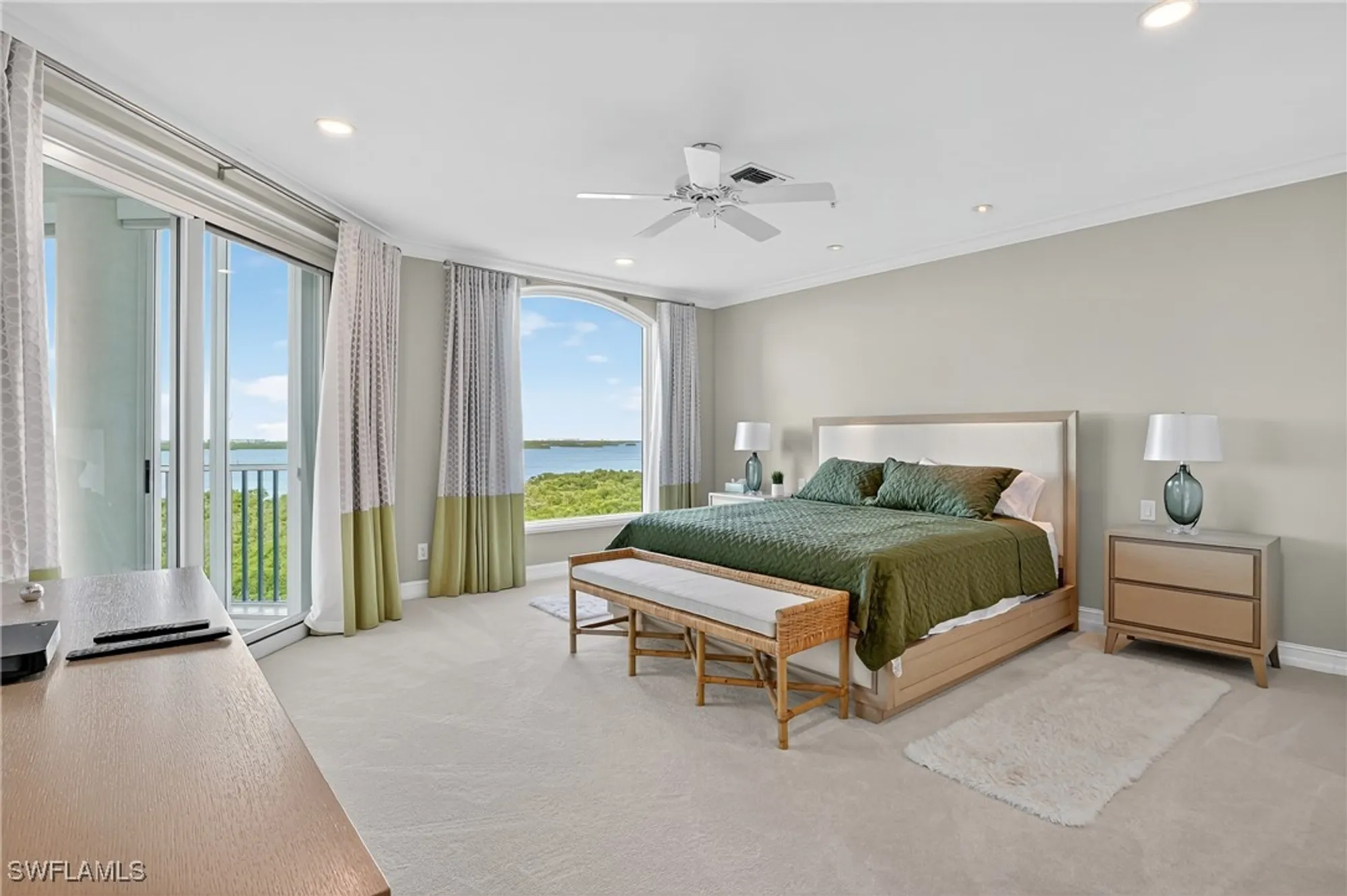 Property Slideshow image 21 of 50 | 4811 island pond ct unit 604, Bonita Springs, FL, 34134