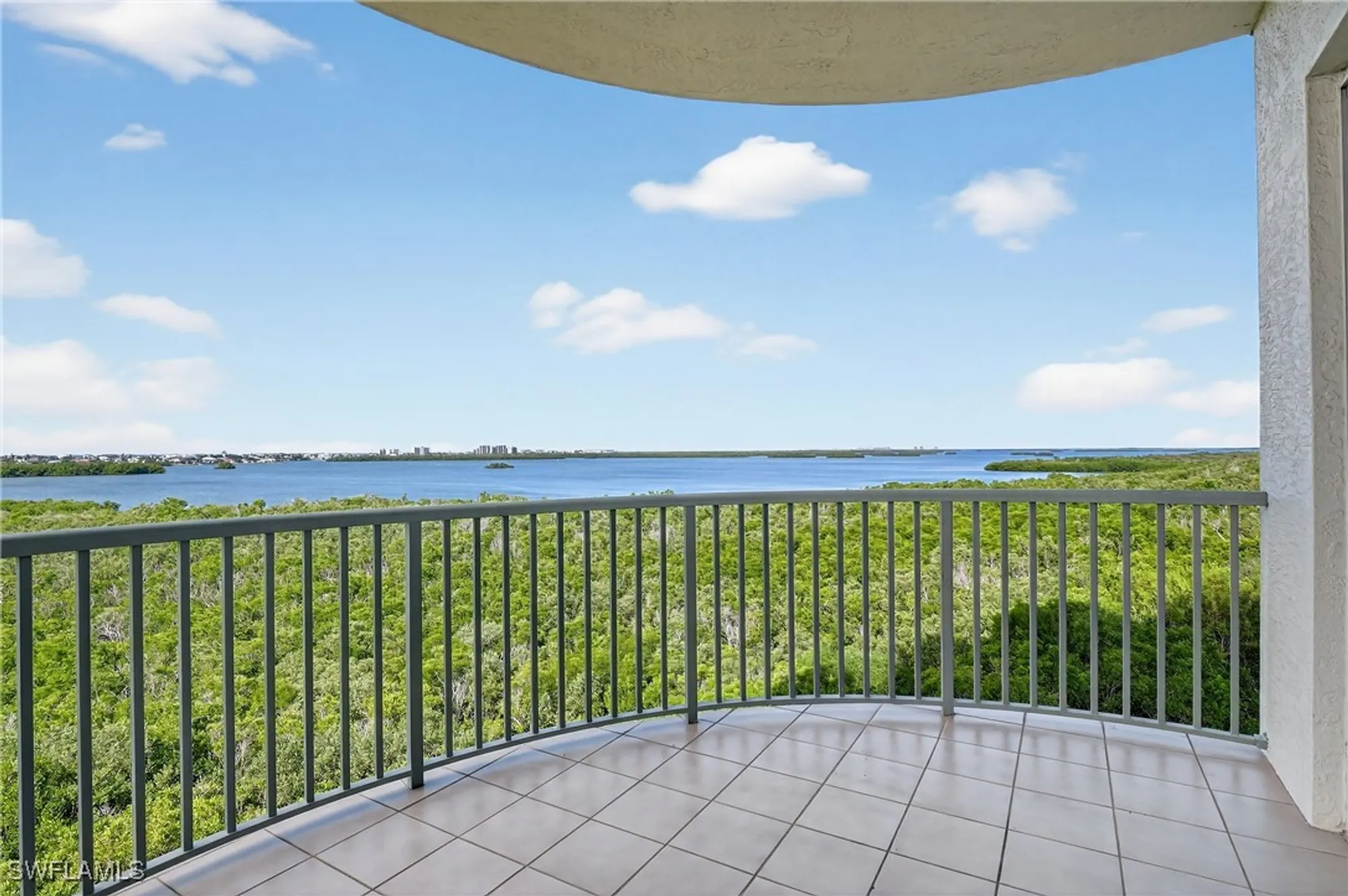 Property Slideshow image 35 of 50 | 4811 island pond ct unit 604, Bonita Springs, FL, 34134