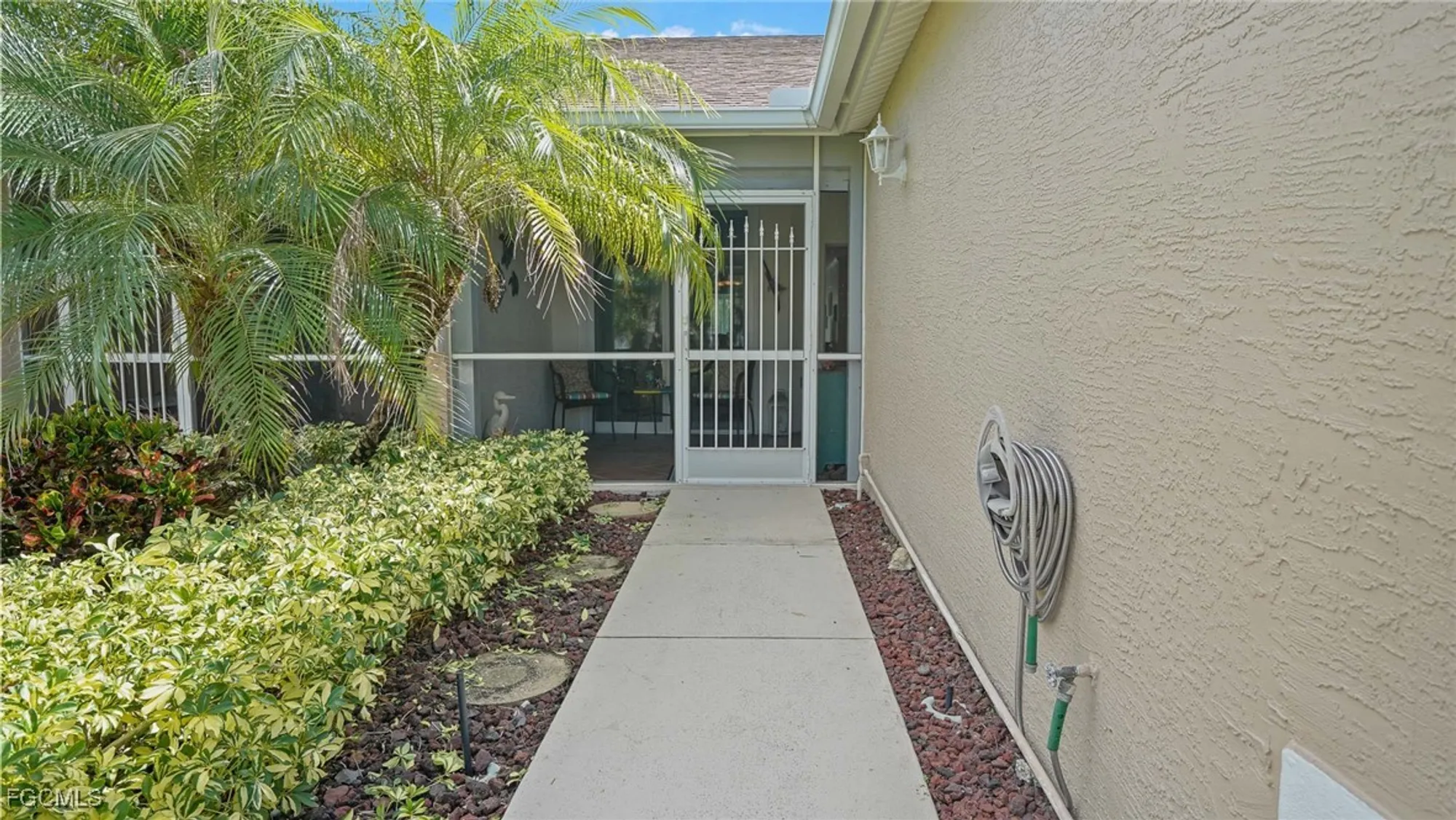 Property Slideshow image 2 of 27 | 14162 hilton head dr, Fort Myers, FL, 33919