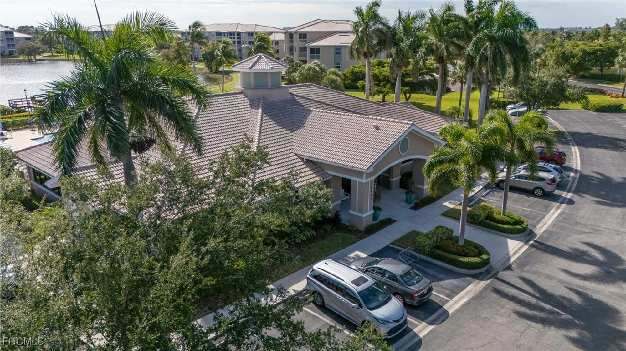 Property Slideshow image 20 of 27 | 14162 hilton head dr, Fort Myers, FL, 33919