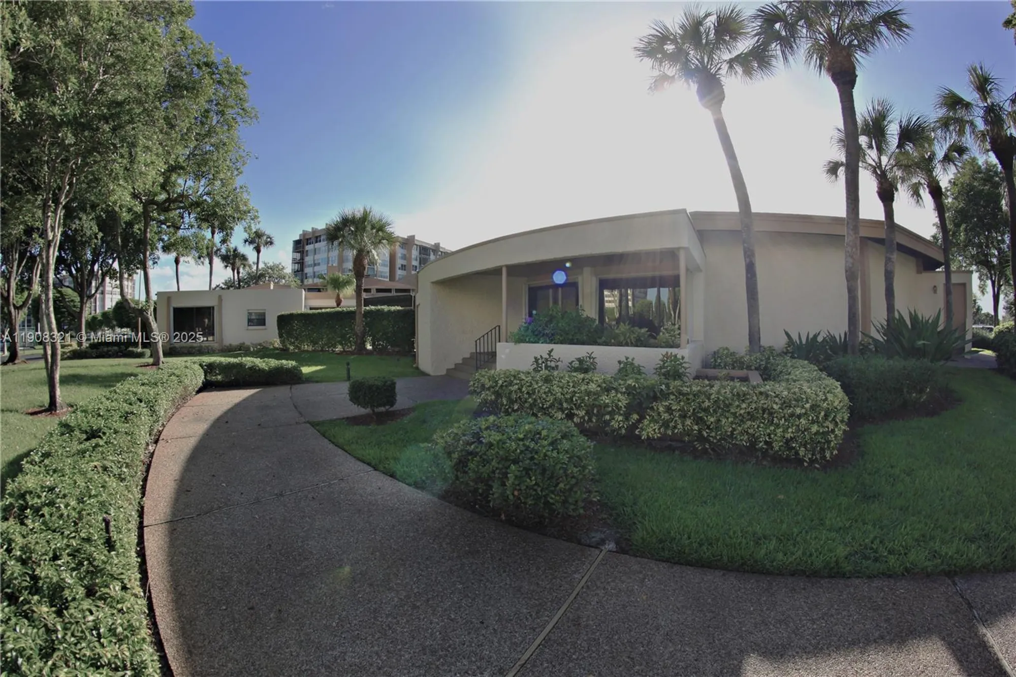 Property Slideshow image 42 of 43 | 1000 saint charles pl apt 604, Pembroke Pines, FL, 33026