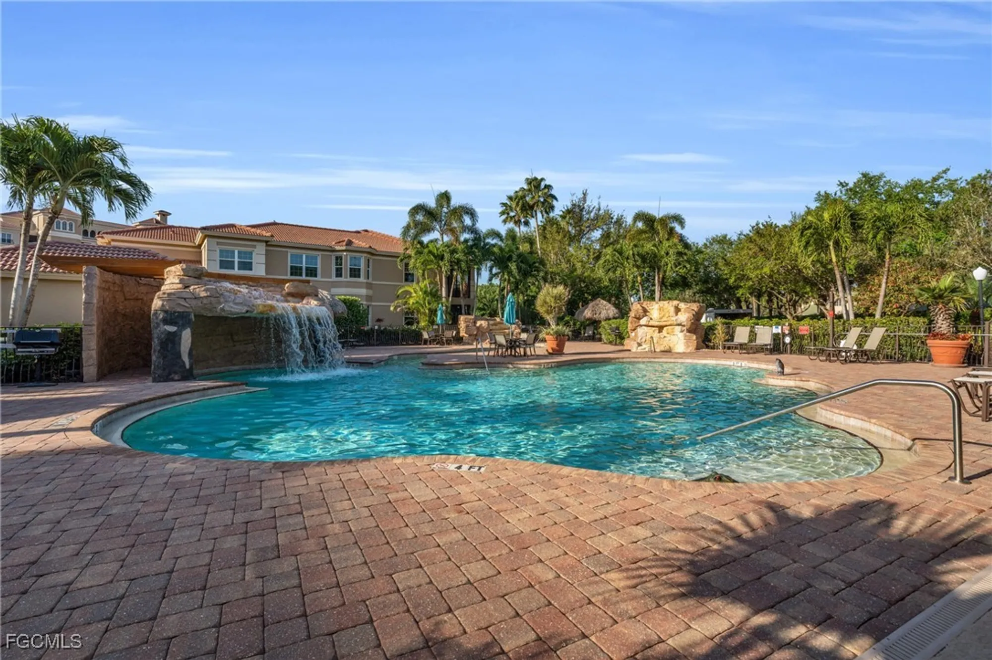 Property Slideshow image 37 of 42 | 580 el camino real unit 3202, Naples, FL, 34119