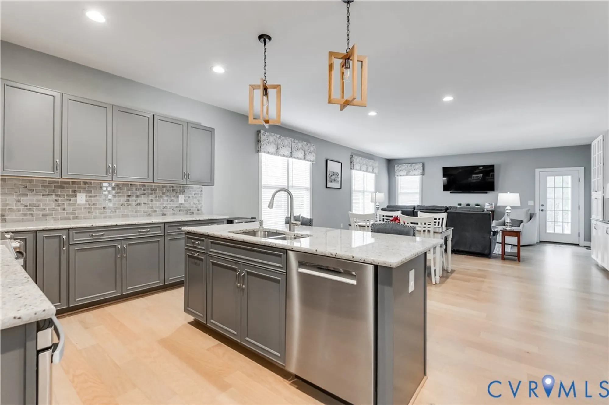 Property Slideshow image 10 of 39 | 7159 yare st, Glen Allen, VA, 23059