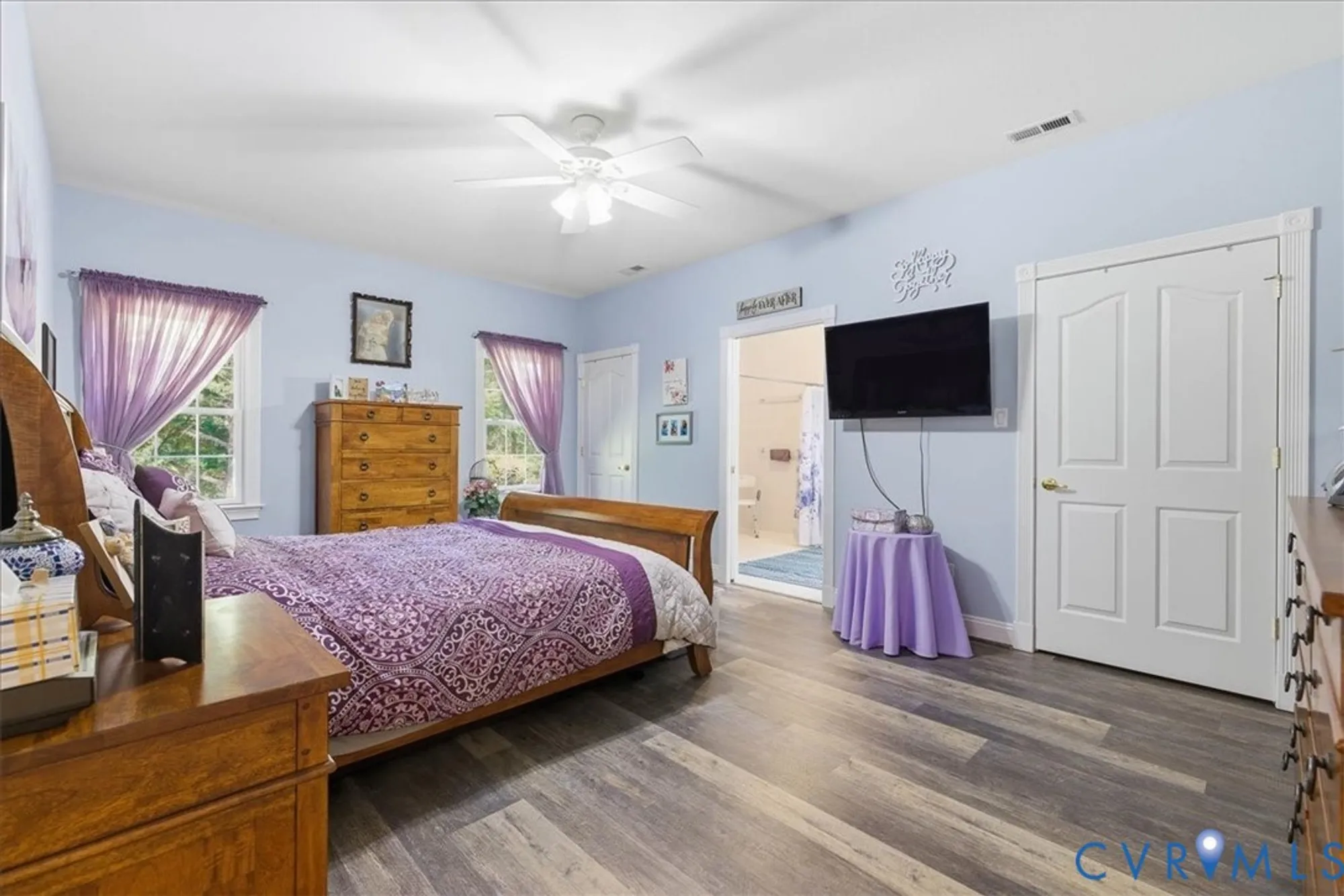 Property Slideshow image 25 of 31 | 520 cobblestone dr, Hopewell, VA, 23860