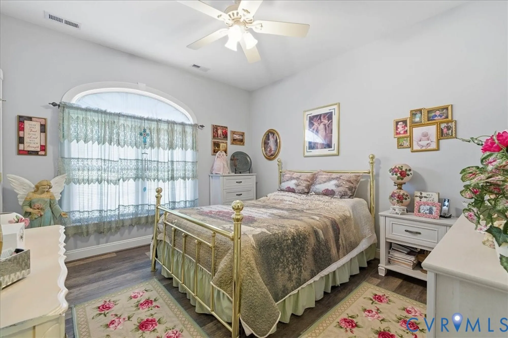 Property Slideshow image 23 of 31 | 520 cobblestone dr, Hopewell, VA, 23860