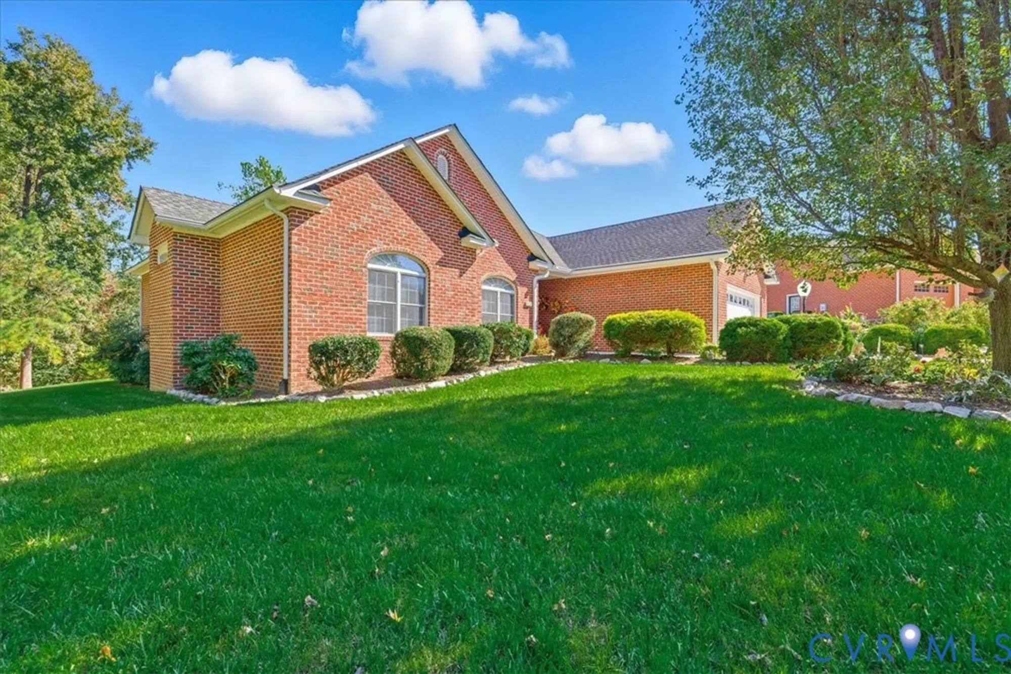 Property Slideshow image 3 of 31 | 520 cobblestone dr, Hopewell, VA, 23860