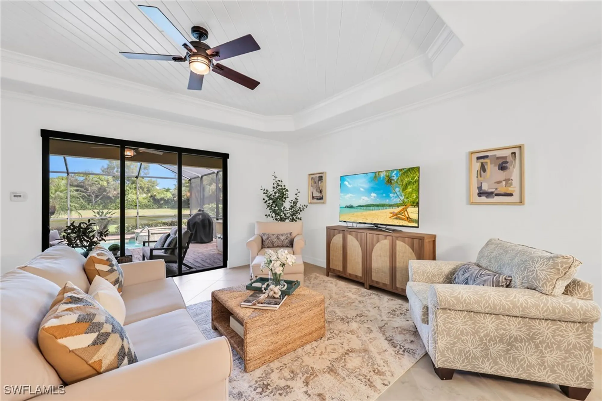 Property Slideshow image 13 of 47 | 2834 aviamar cir, Naples, FL, 34114