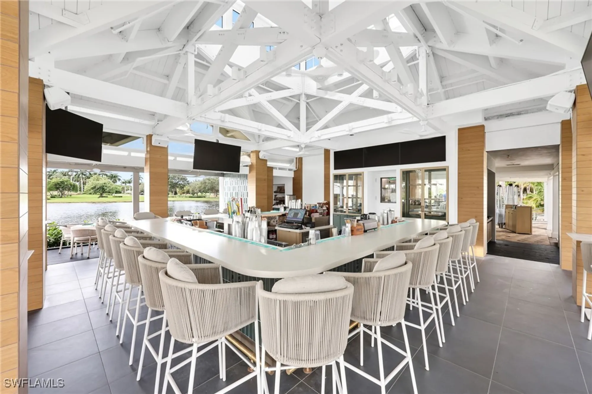 Property Slideshow image 47 of 47 | 2834 aviamar cir, Naples, FL, 34114