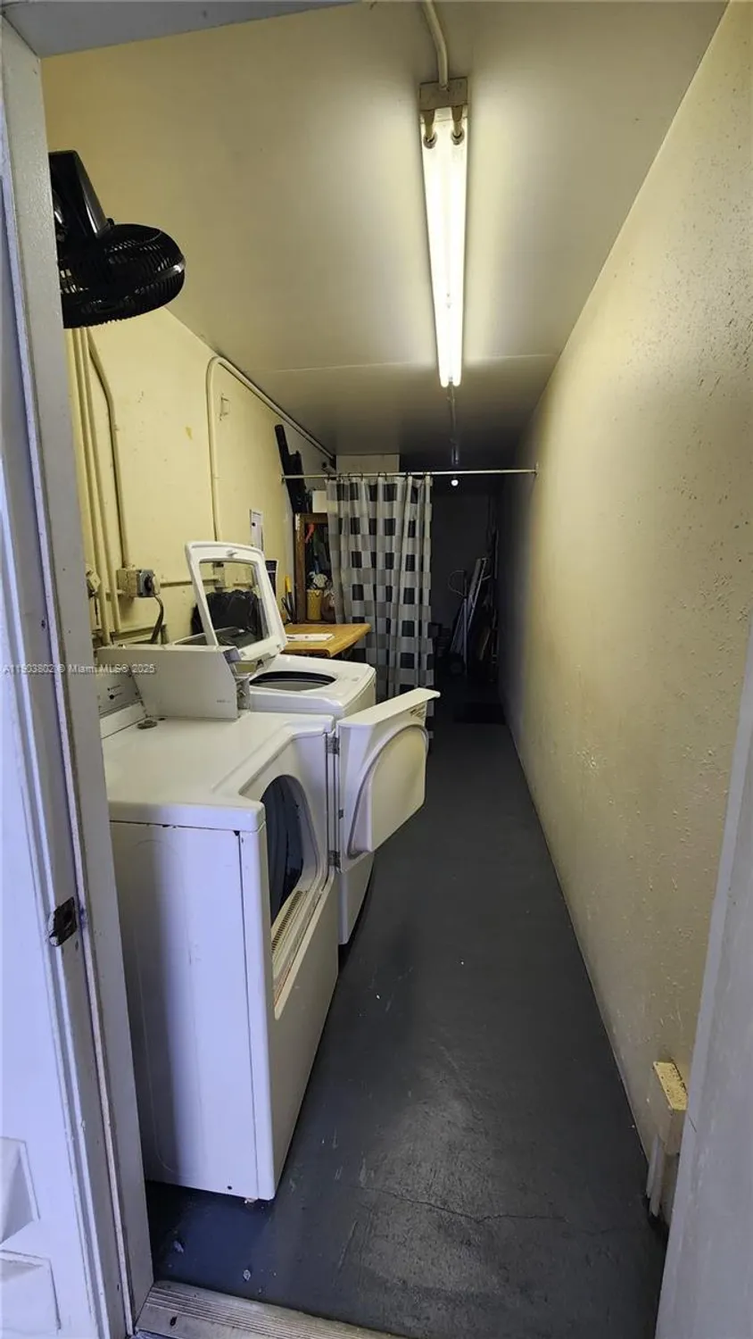 Property Slideshow image 18 of 29 | 197 newport l # 197, Deerfield Beach, FL, 33442