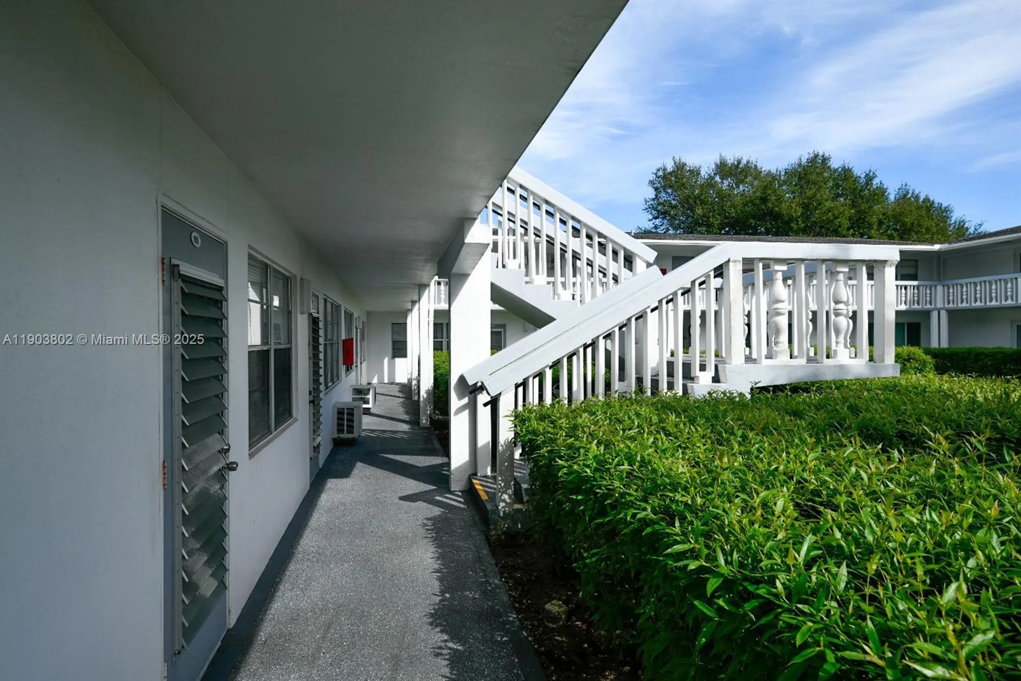 Property Slideshow image 25 of 29 | 197 newport l # 197, Deerfield Beach, FL, 33442