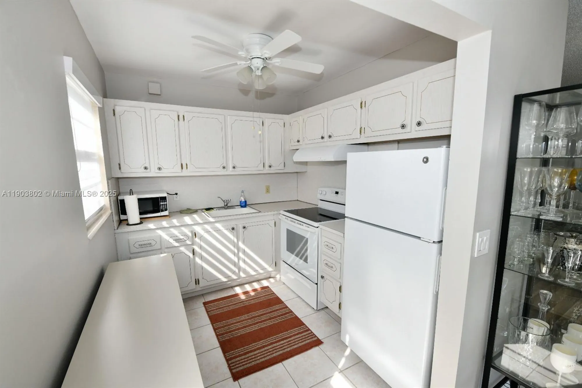 Property Slideshow image 2 of 29 | 197 newport l # 197, Deerfield Beach, FL, 33442