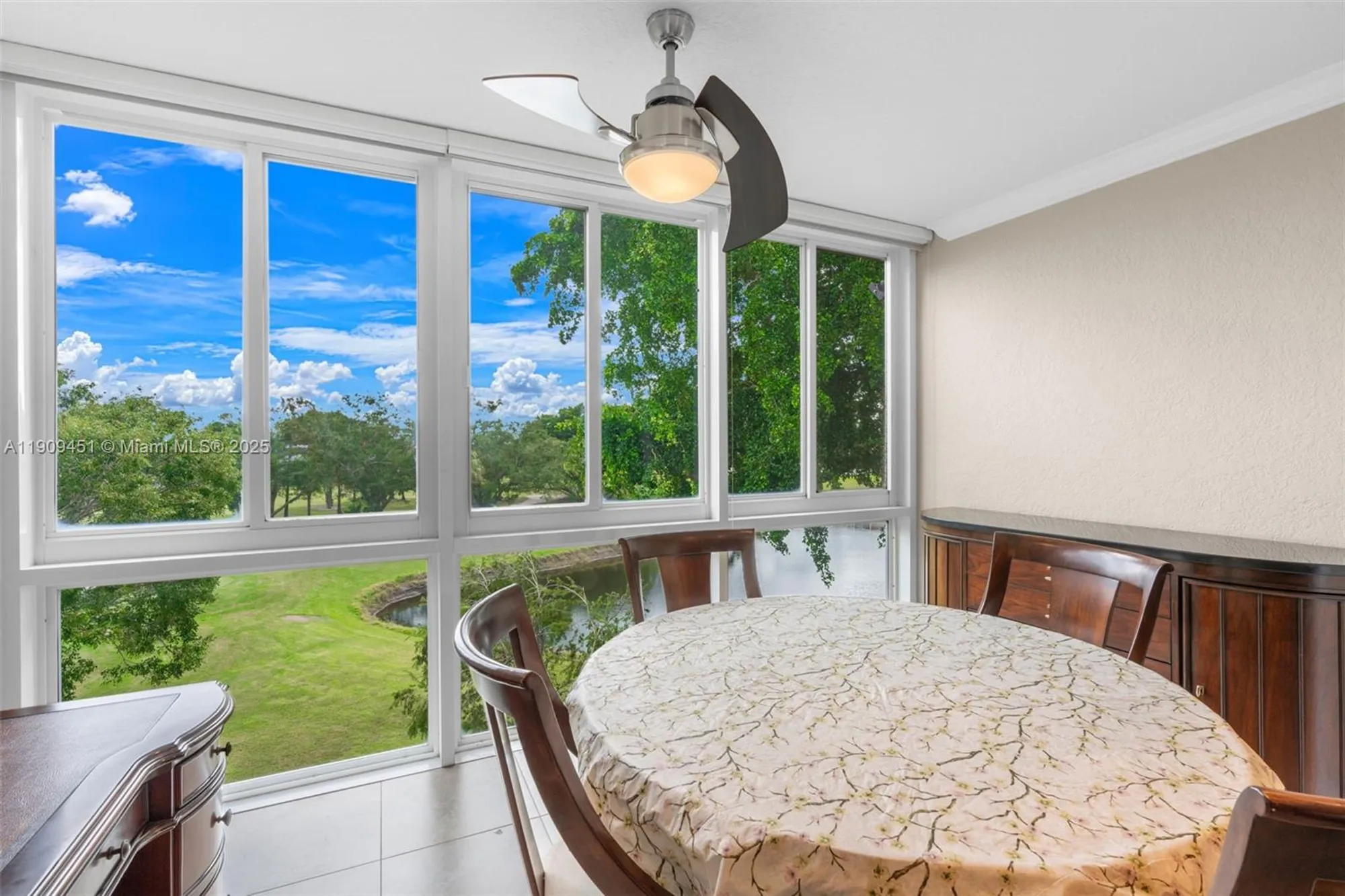 Property Slideshow image 19 of 27 | 1040 country club dr apt 408, Margate, FL, 33063