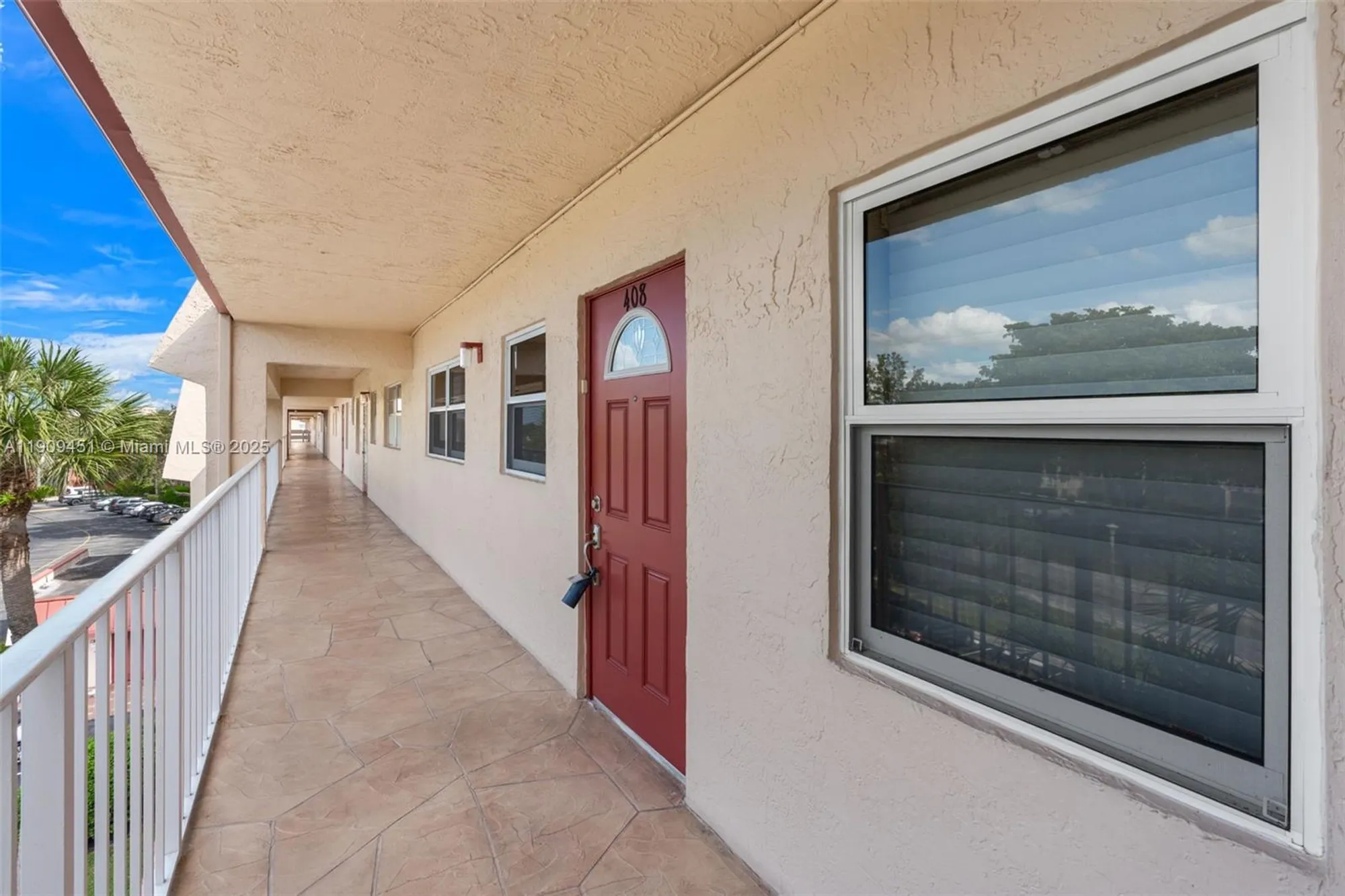 Property Slideshow image 20 of 27 | 1040 country club dr apt 408, Margate, FL, 33063