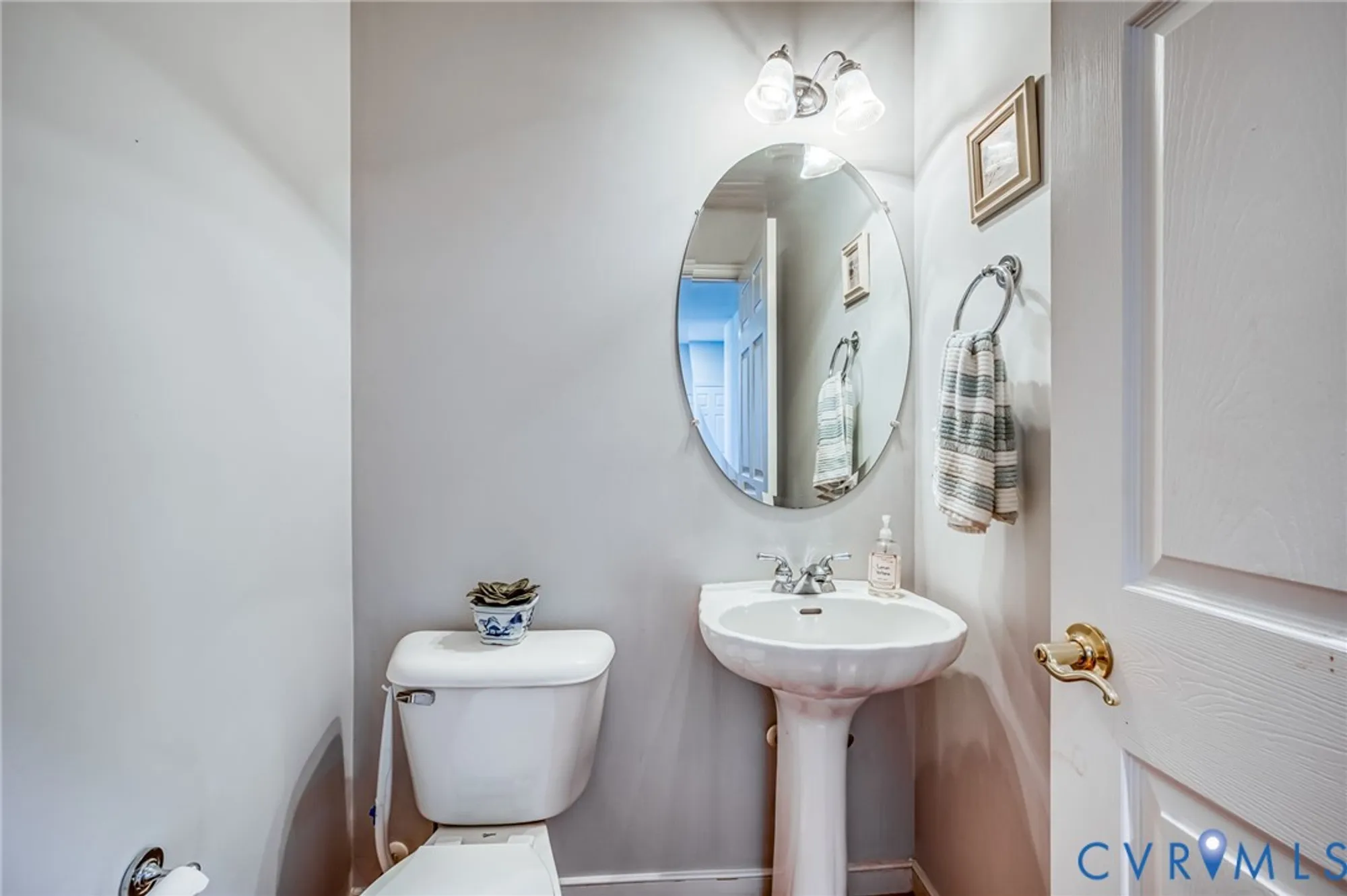 Property Slideshow image 15 of 37 | 3500 whelford way, Glen Allen, VA, 23060