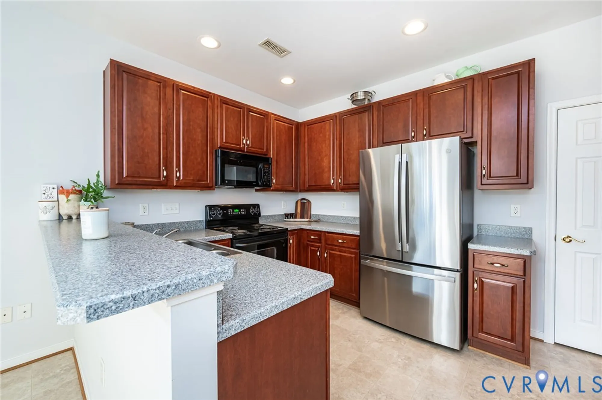 Property Slideshow image 17 of 37 | 3500 whelford way, Glen Allen, VA, 23060