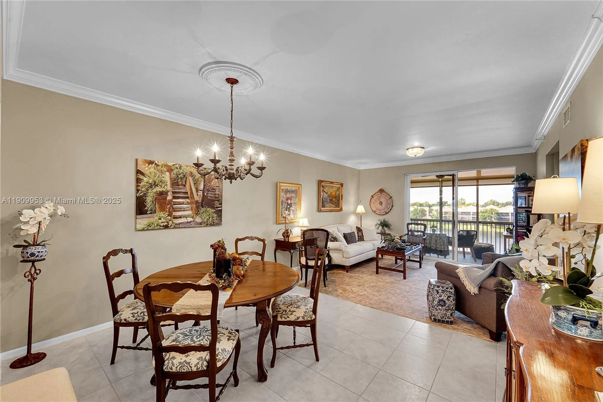 Property Slideshow image 17 of 39 | 7647 southampton ter 403, Tamarac, FL, 33321