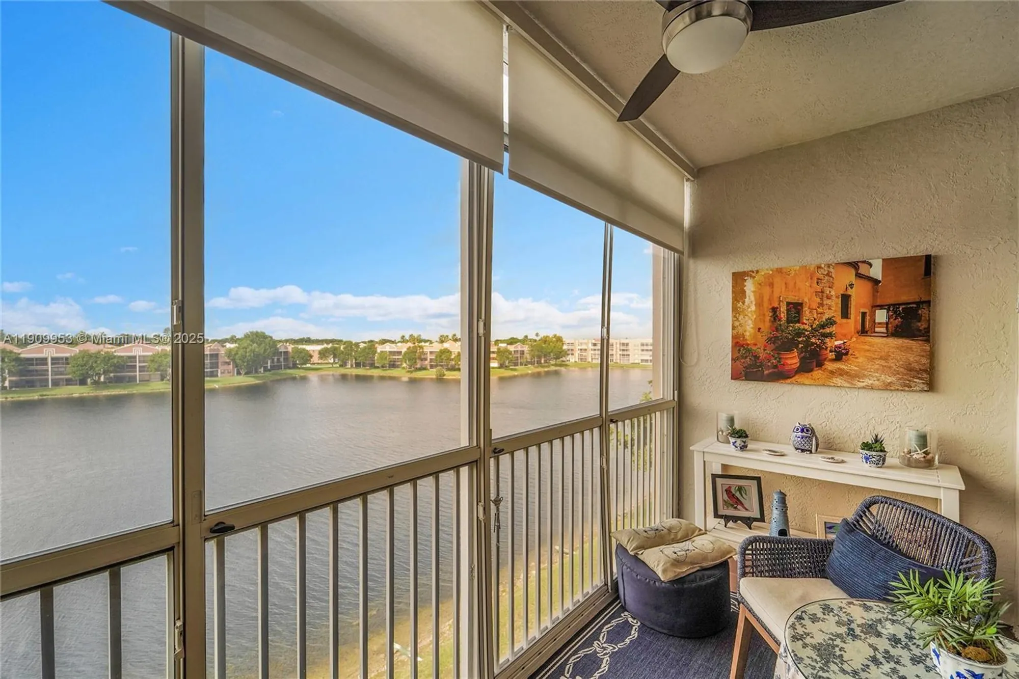 Property Slideshow image 28 of 39 | 7647 southampton ter 403, Tamarac, FL, 33321