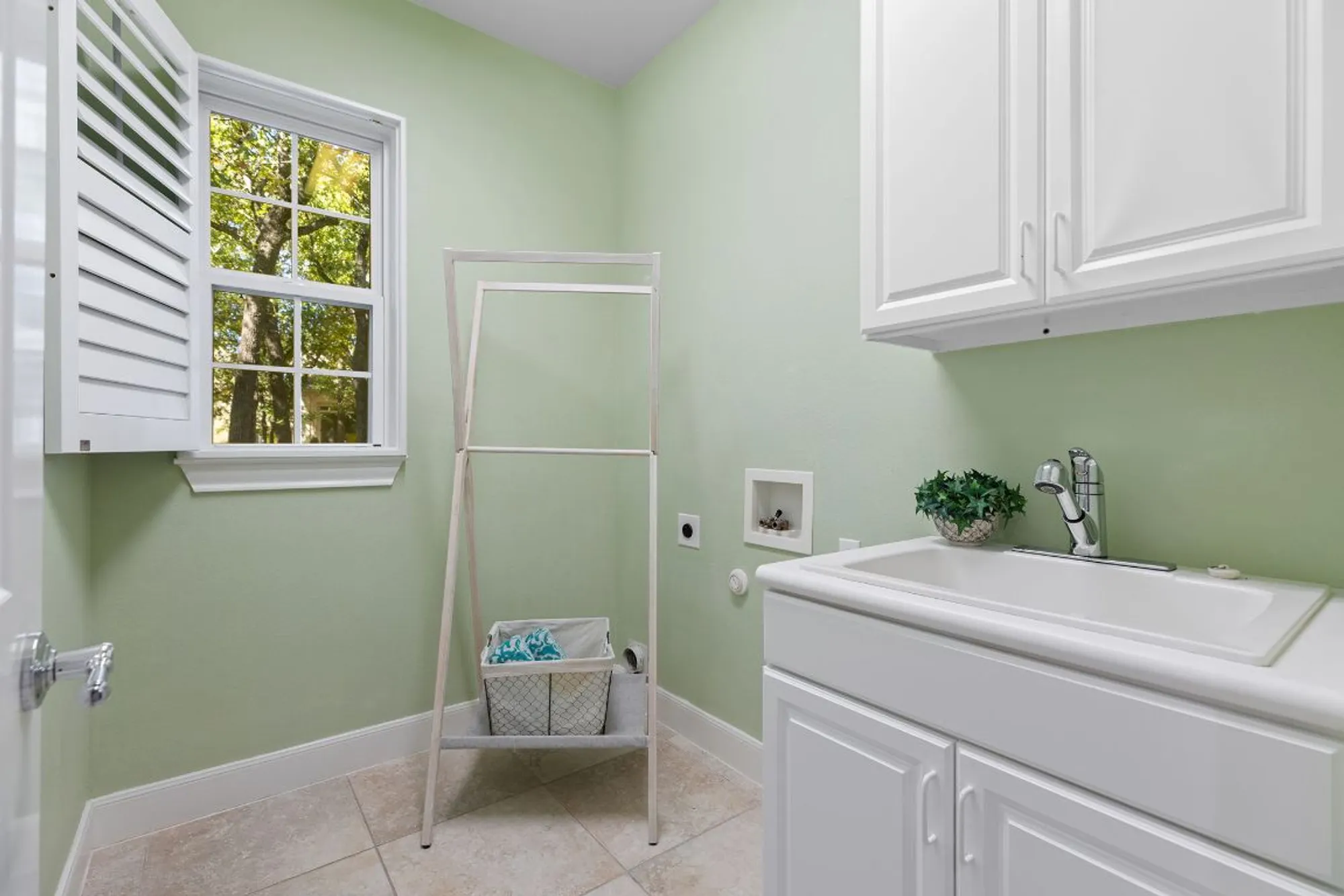 Property Slideshow image 31 of 34 | 207 cider orchard cv, Georgetown, TX, 78633