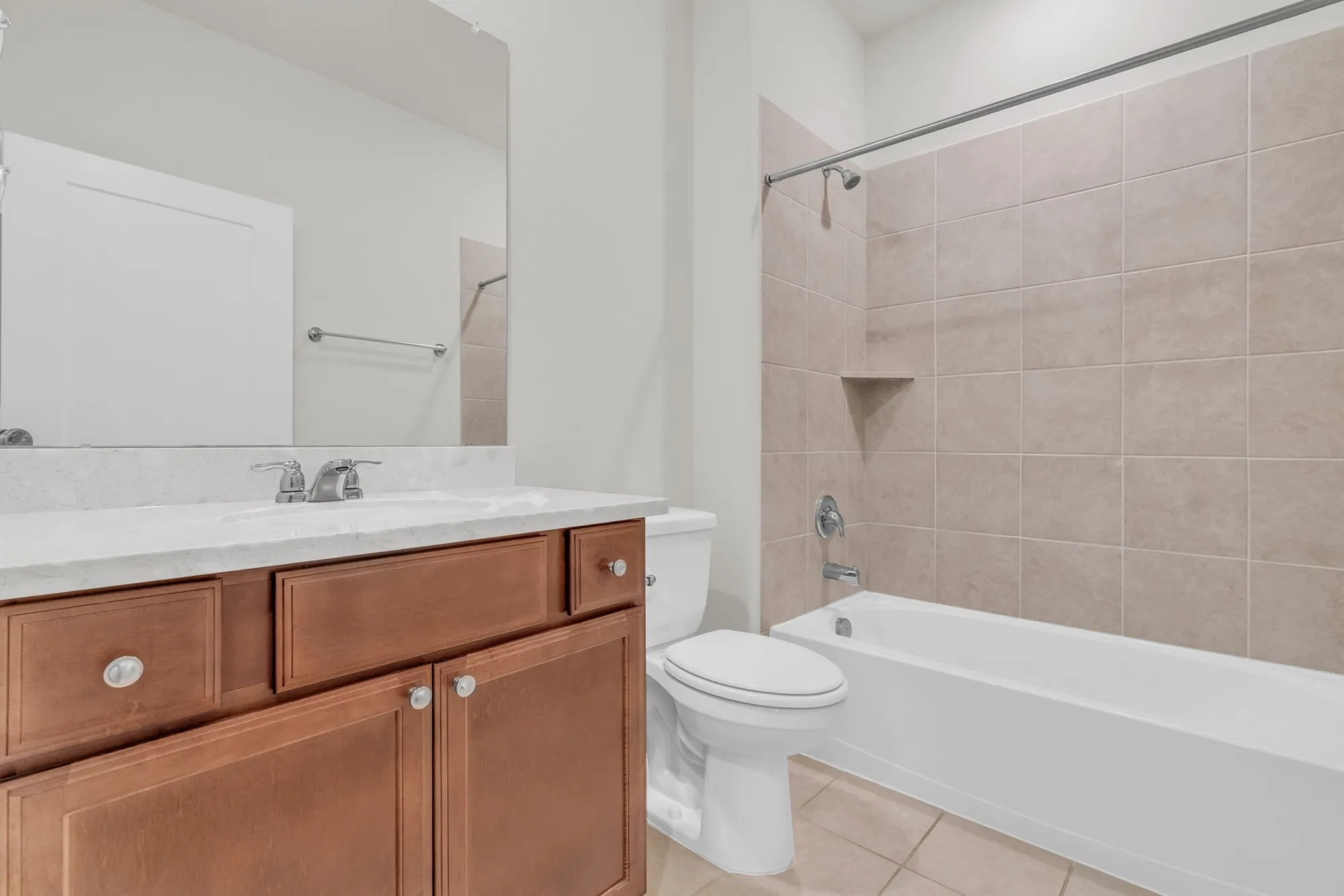 Property Slideshow image 12 of 50 | 214 n wild petunia trl, Montgomery, TX, 77316