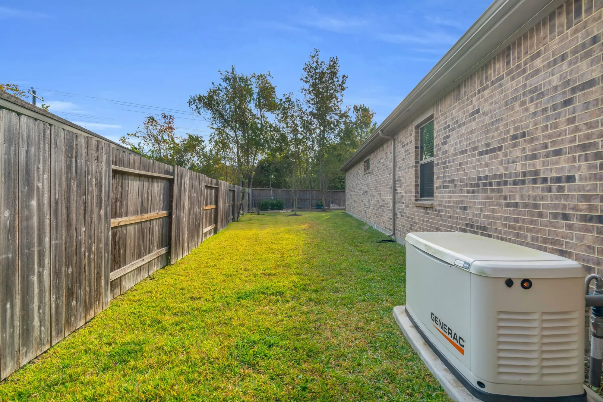 Property Slideshow image 39 of 50 | 214 n wild petunia trl, Montgomery, TX, 77316