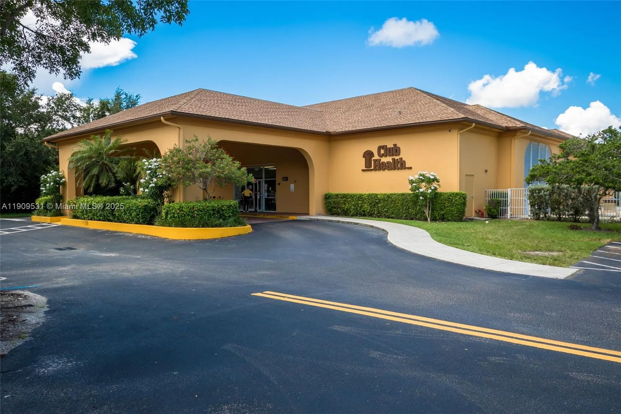 Property Slideshow image 28 of 38 | 13550 sw 6th ct apt a308, Pembroke Pines, FL, 33027