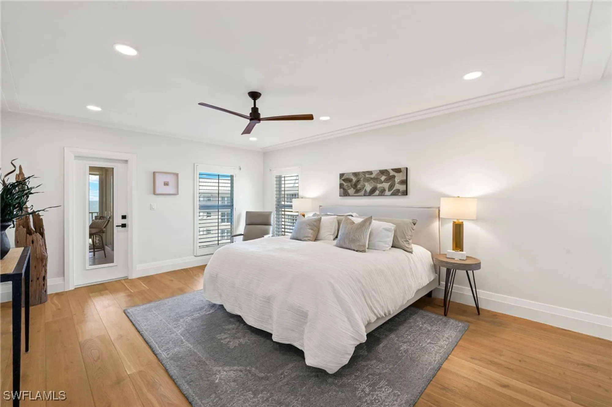 Property Slideshow image 16 of 48 | 2901 gulf shore blvd n # 803s, Naples, FL, 34103