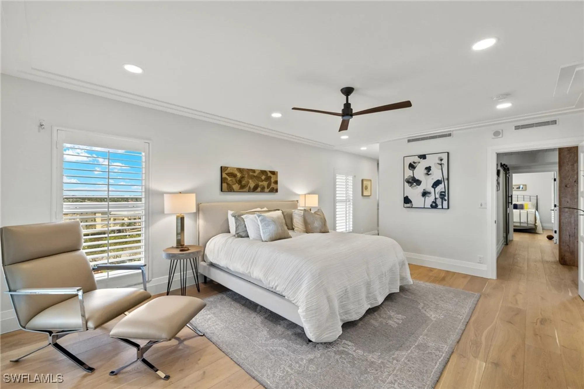 Property Slideshow image 18 of 48 | 2901 gulf shore blvd n # 803s, Naples, FL, 34103