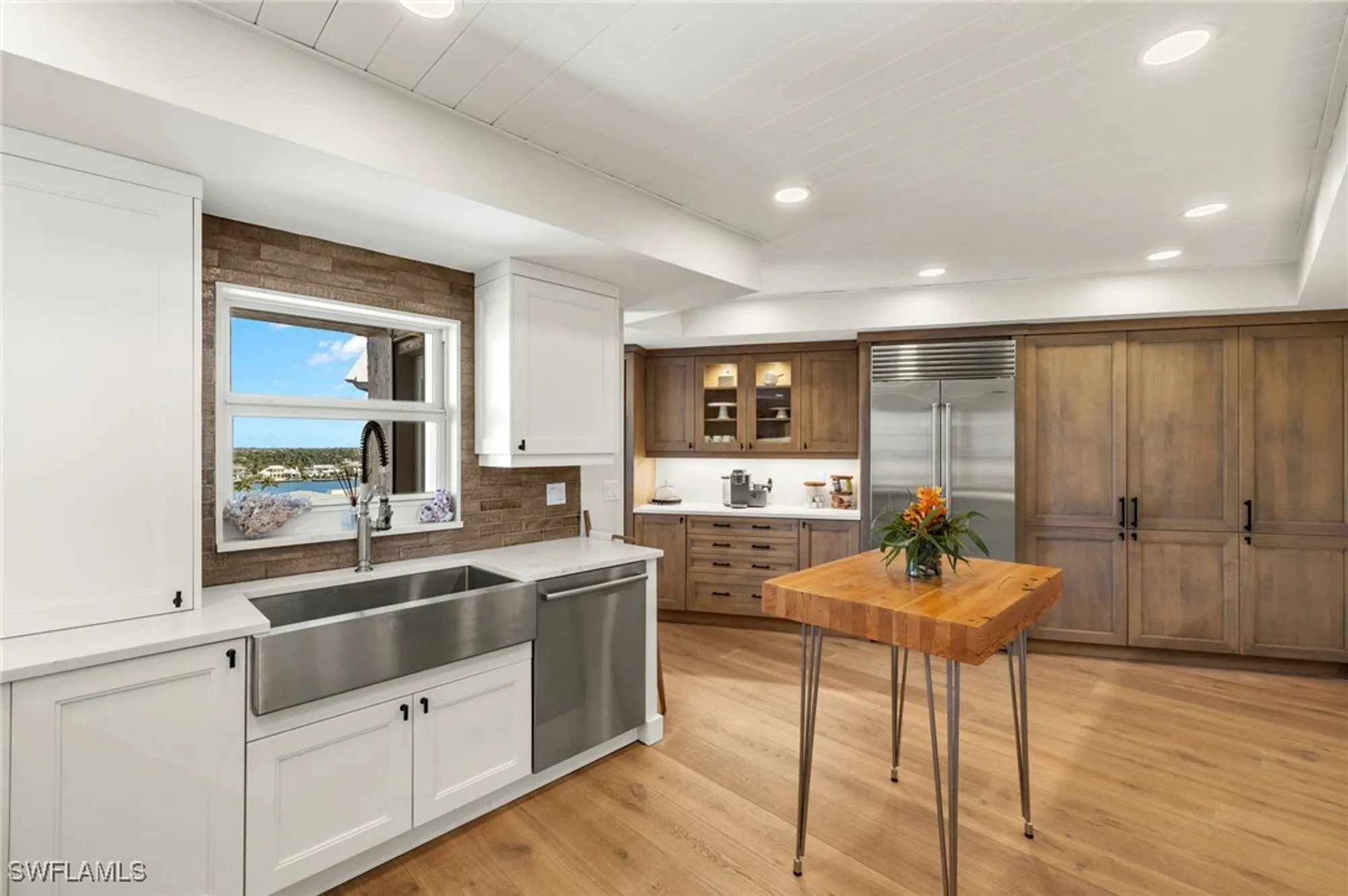 Property Slideshow image 10 of 48 | 2901 gulf shore blvd n # 803s, Naples, FL, 34103